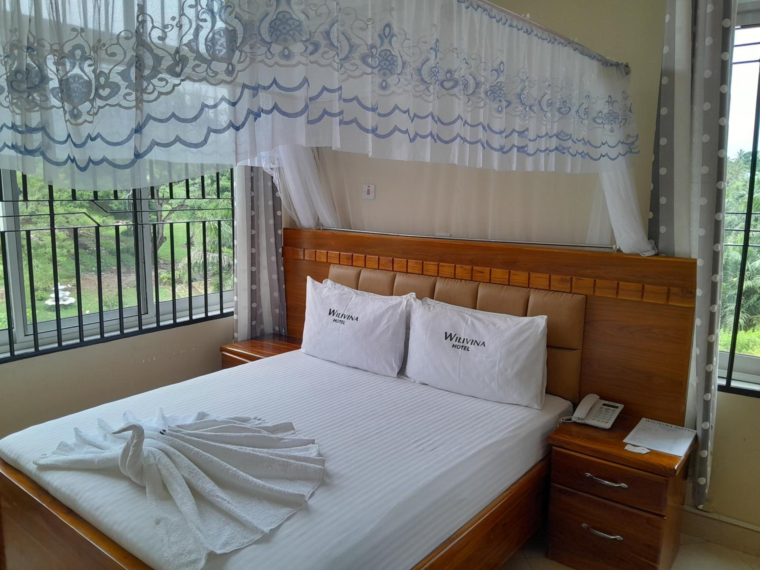 Standard Double Room - Photo 78
