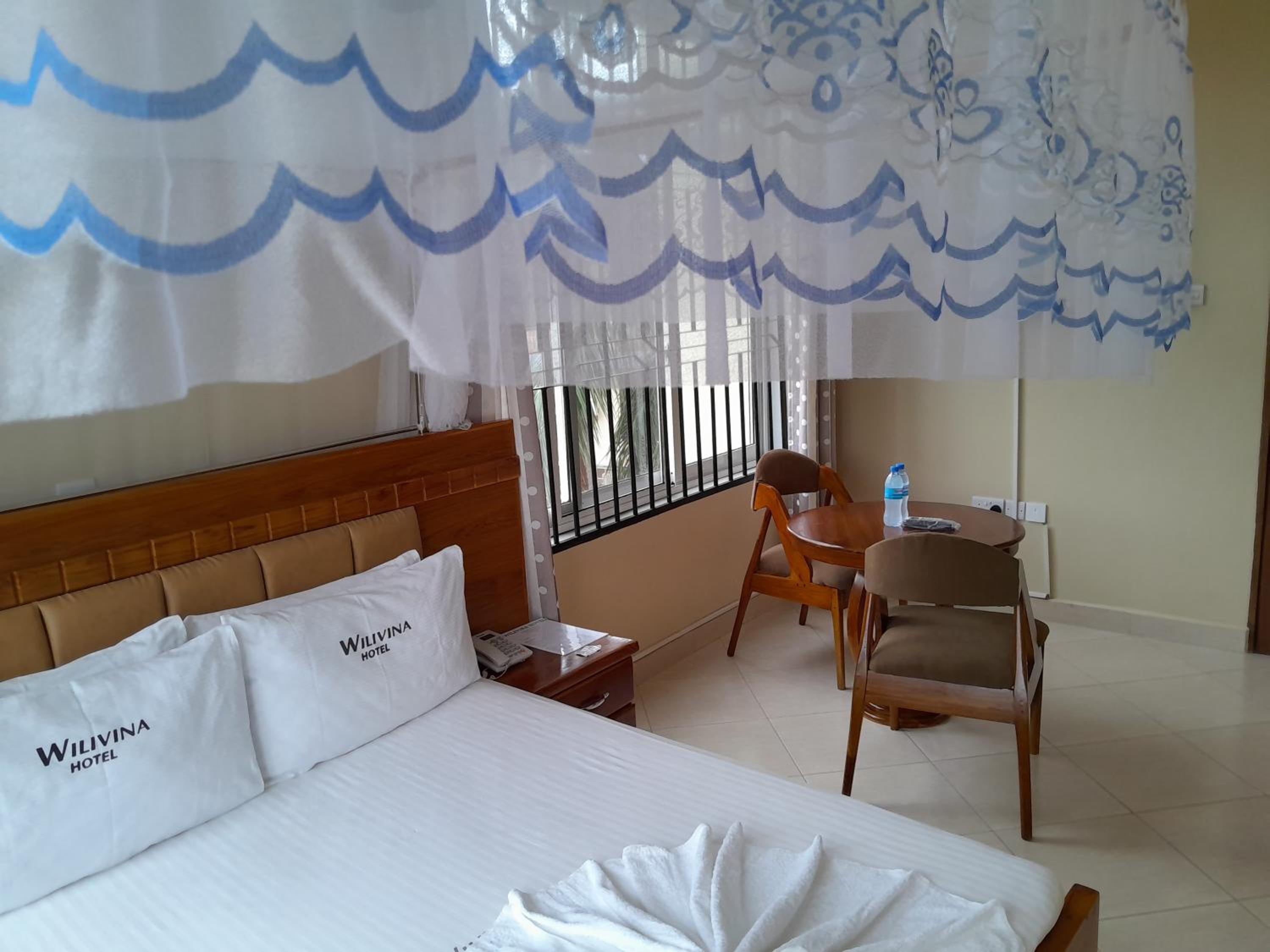 Standard Double Room - Photo 29
