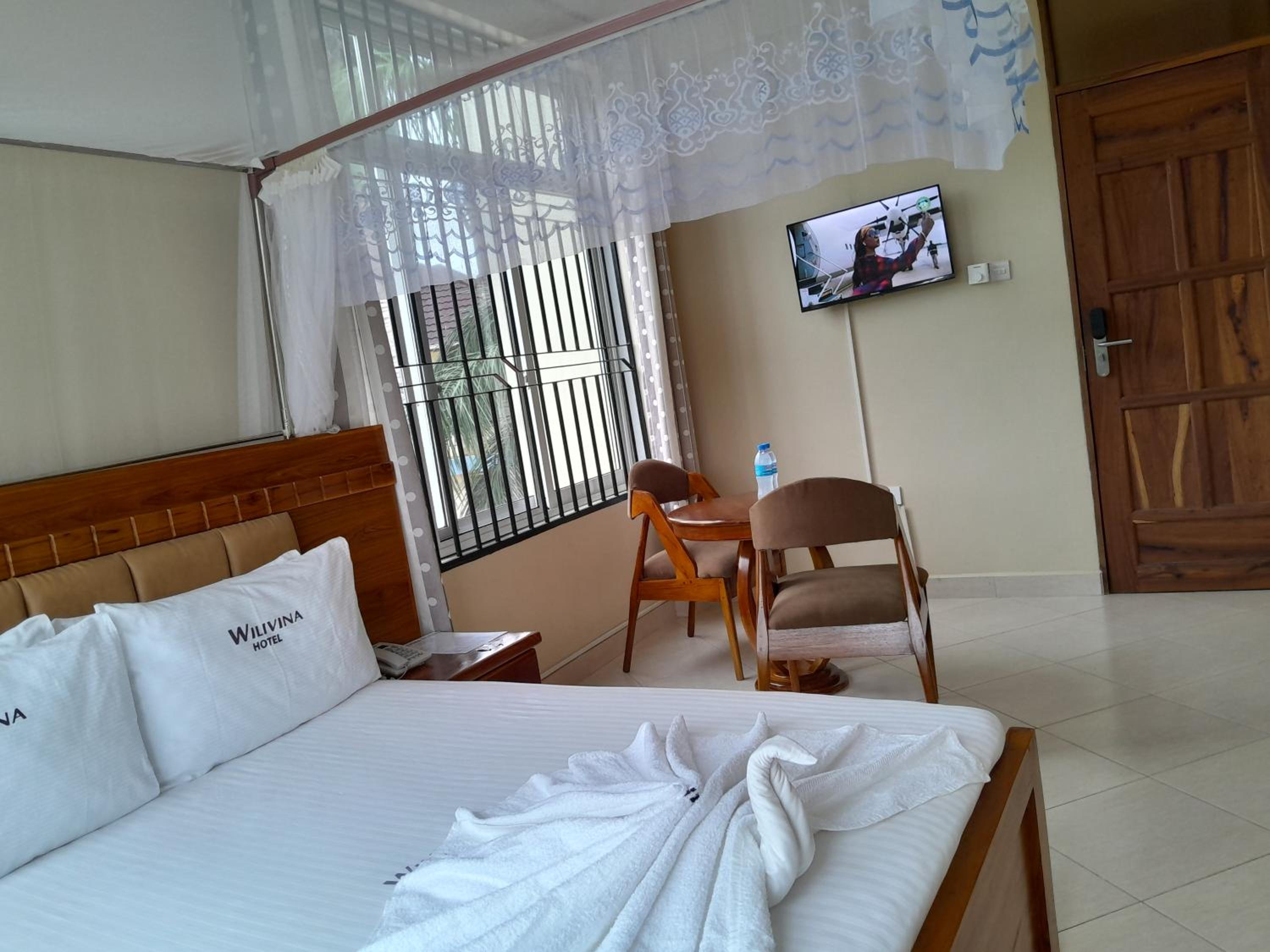 Standard Double Room - Photo 30