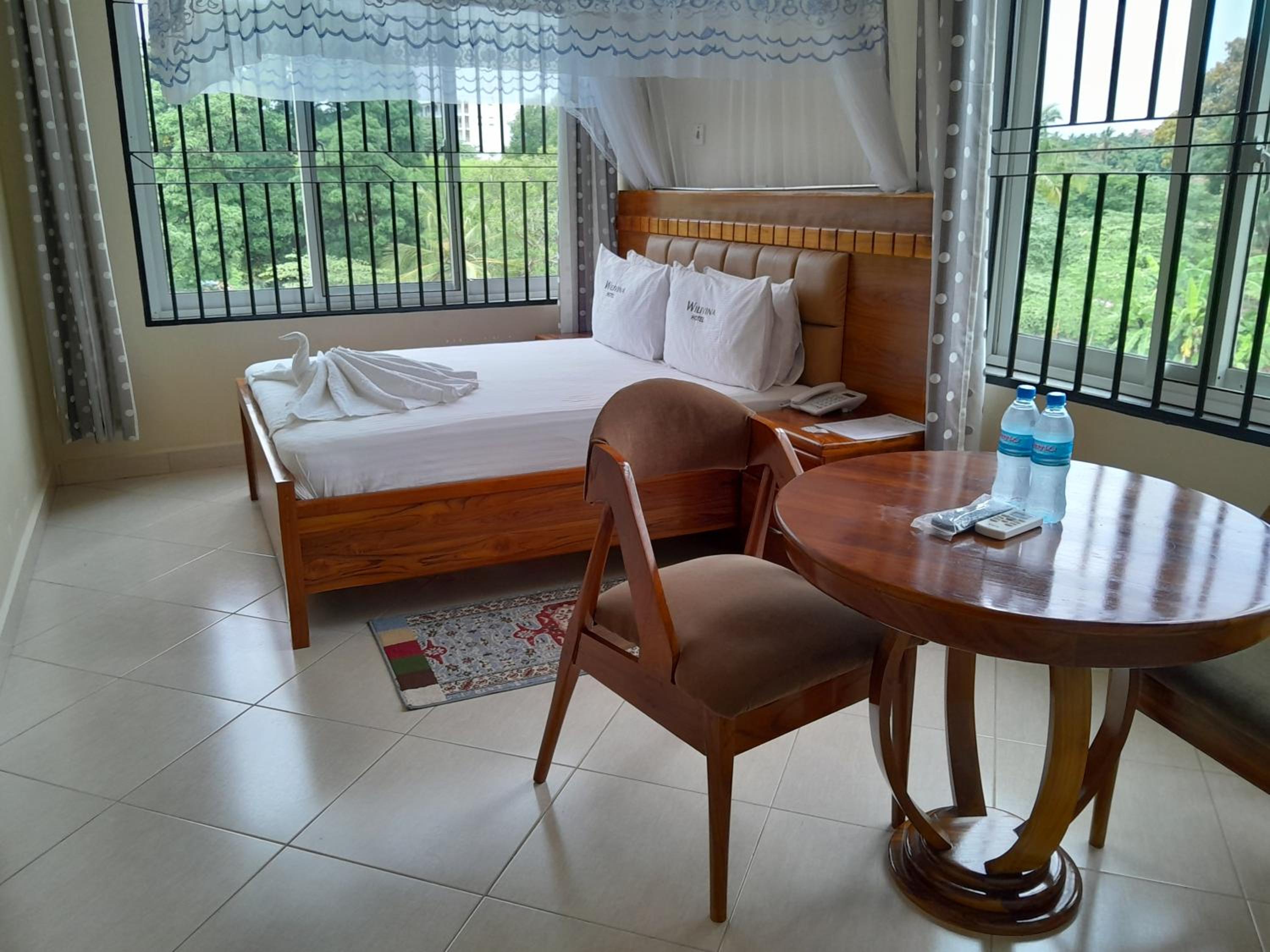Standard Double Room - Photo 34