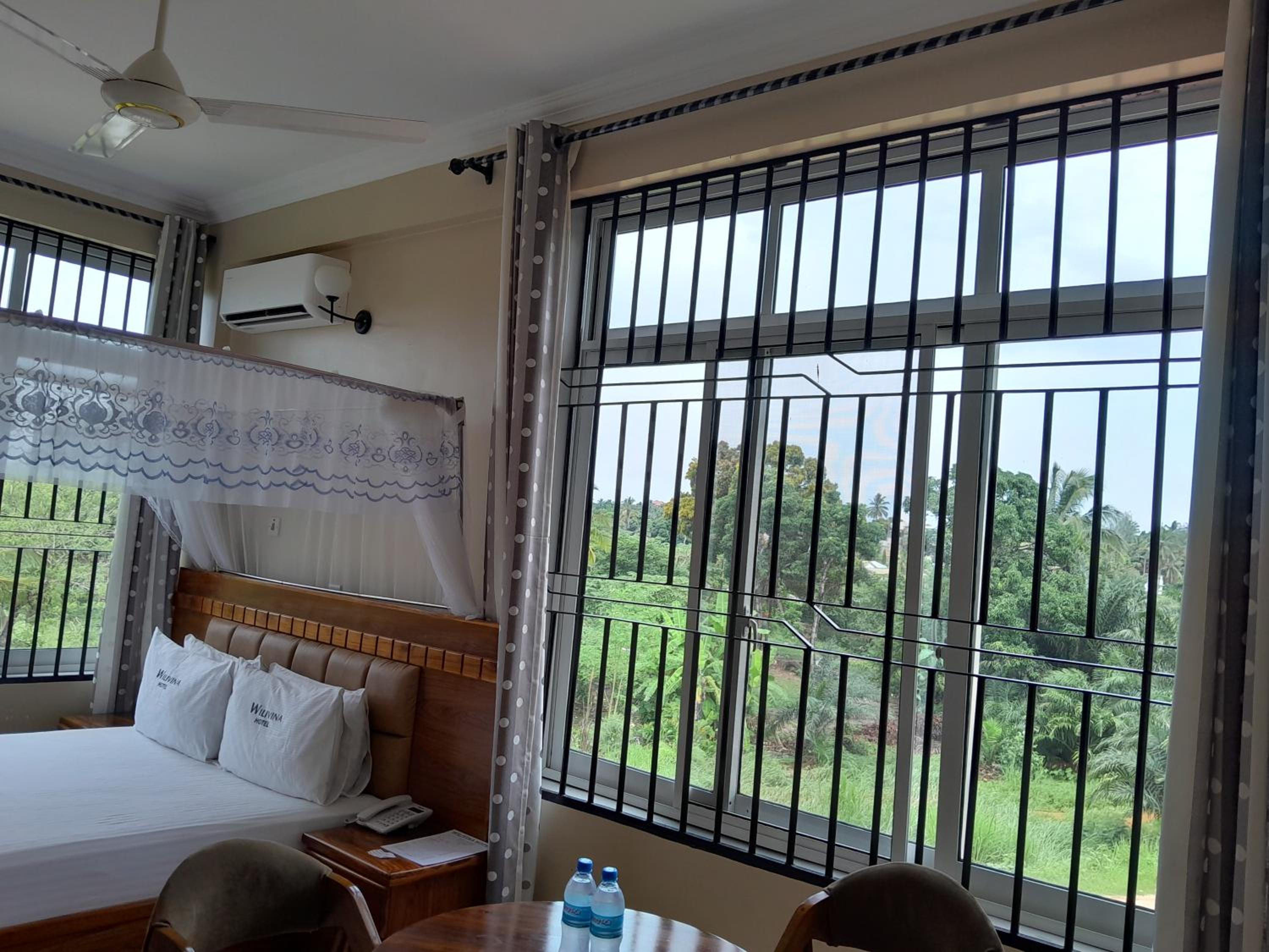 Deluxe Double Room - Photo 34
