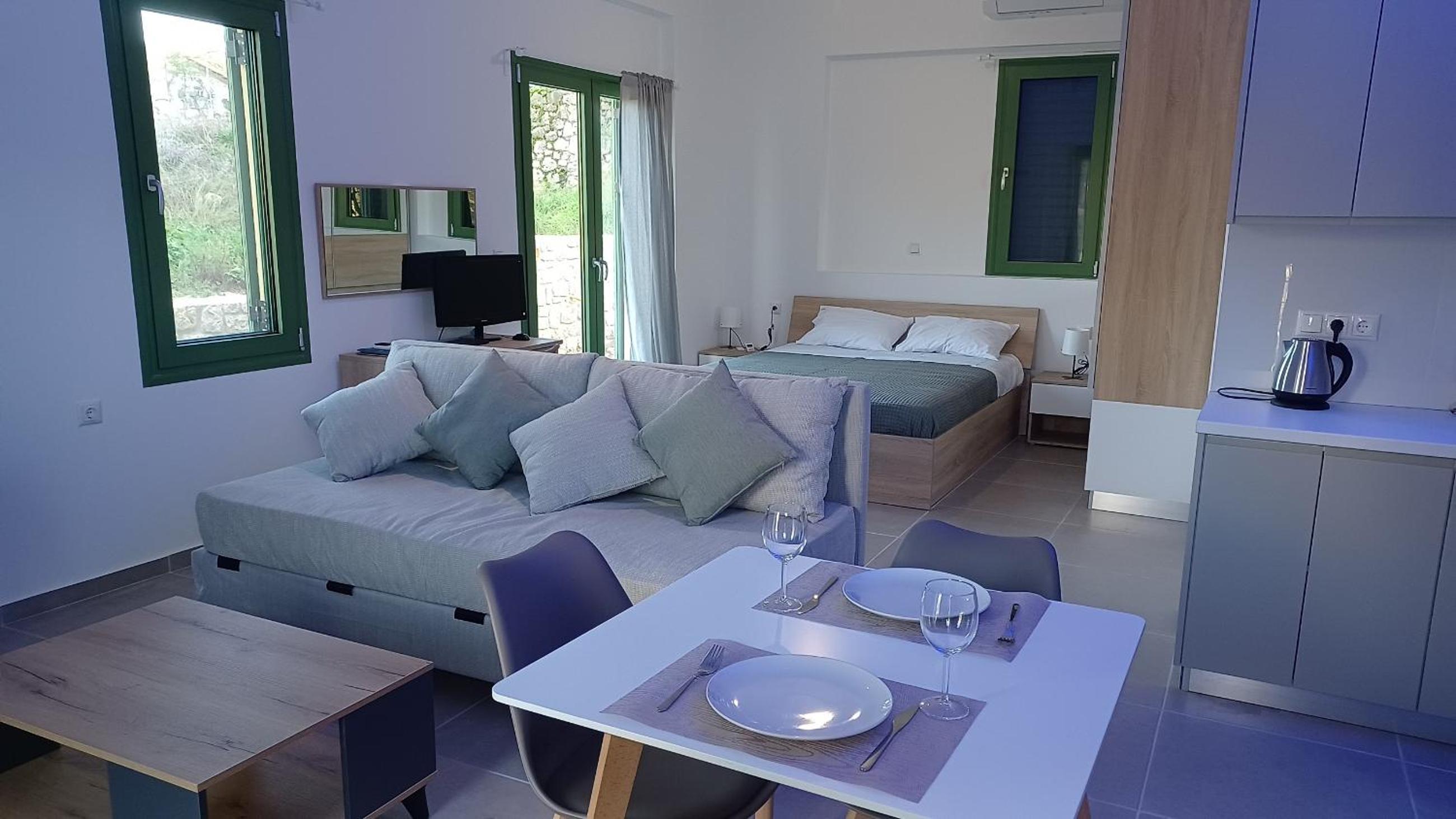 One-Bedroom House photo 1