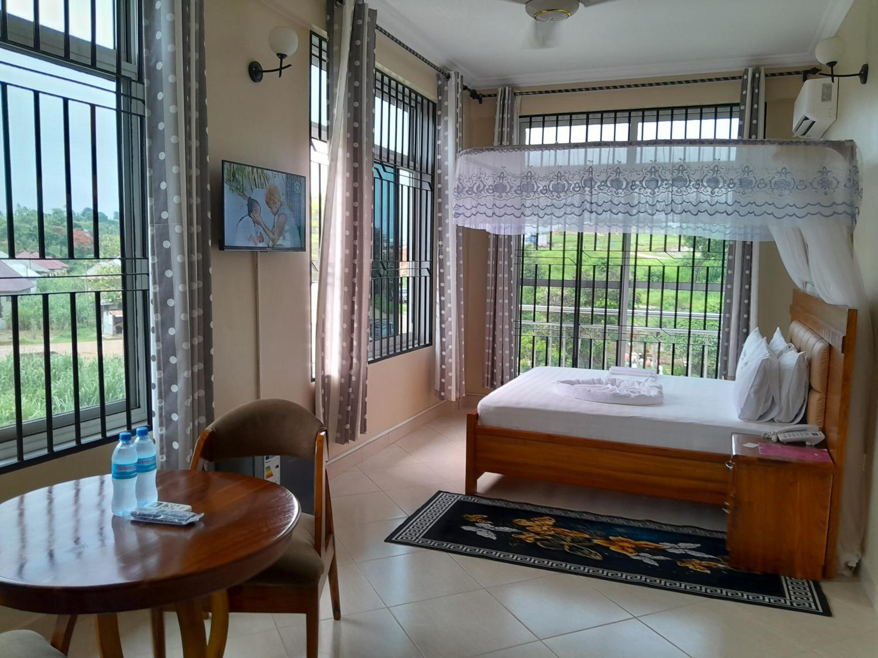 Deluxe Double Room - Photo 49