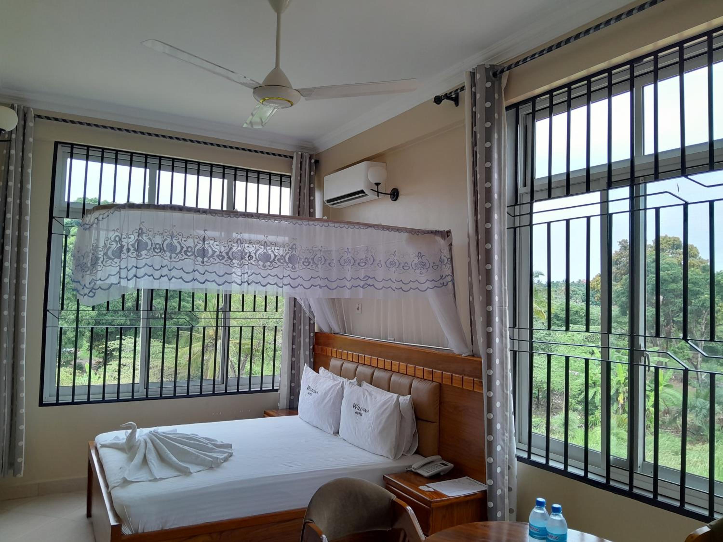Deluxe Double Room - Photo 51