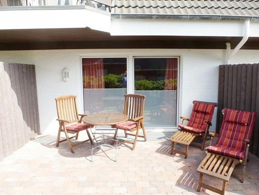 Apartment With Terrace photo 3