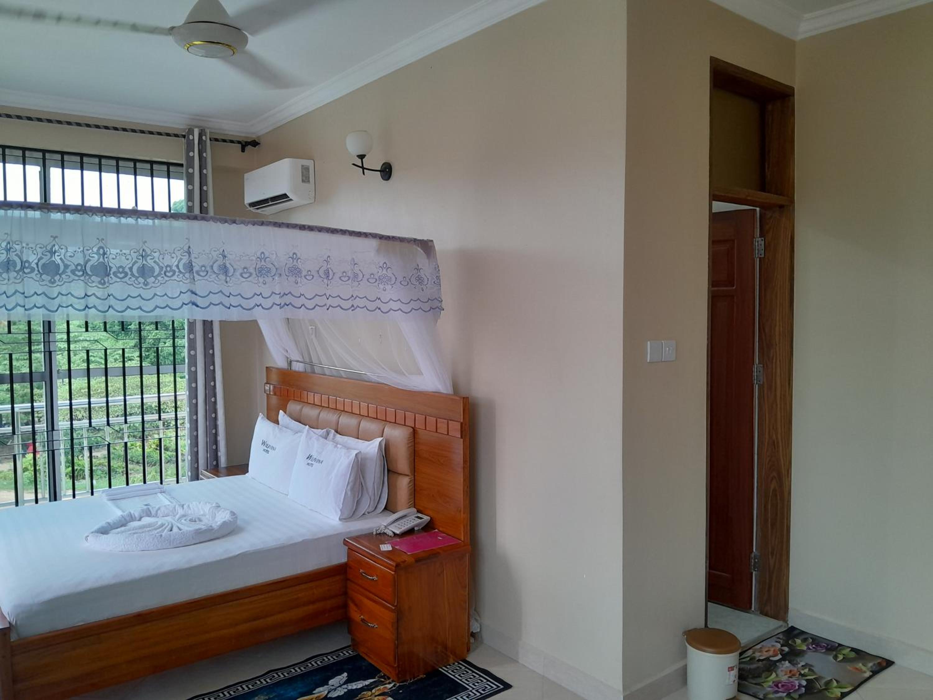 Deluxe Double Room - Photo 61