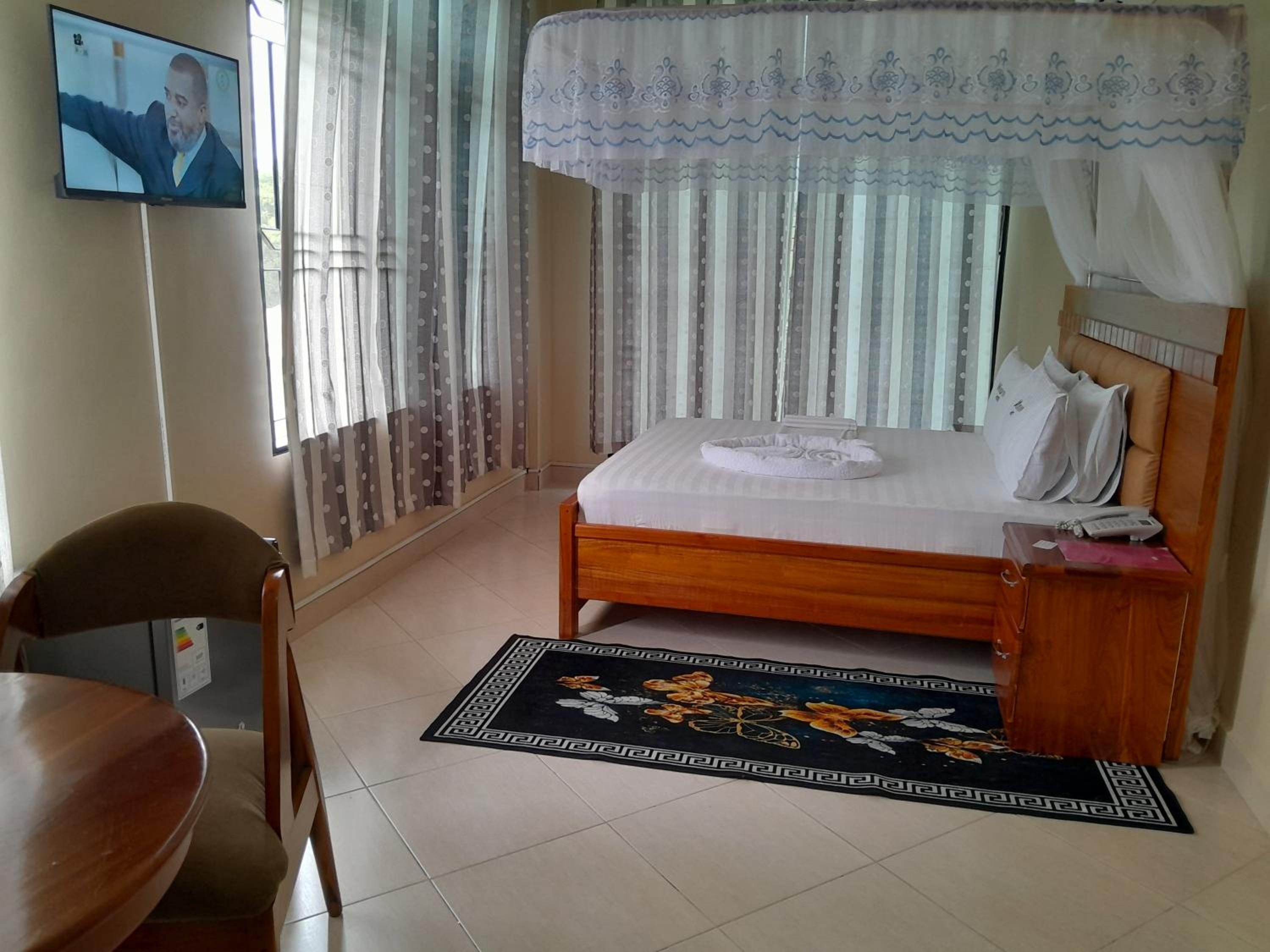 Deluxe Double Room - Photo 63