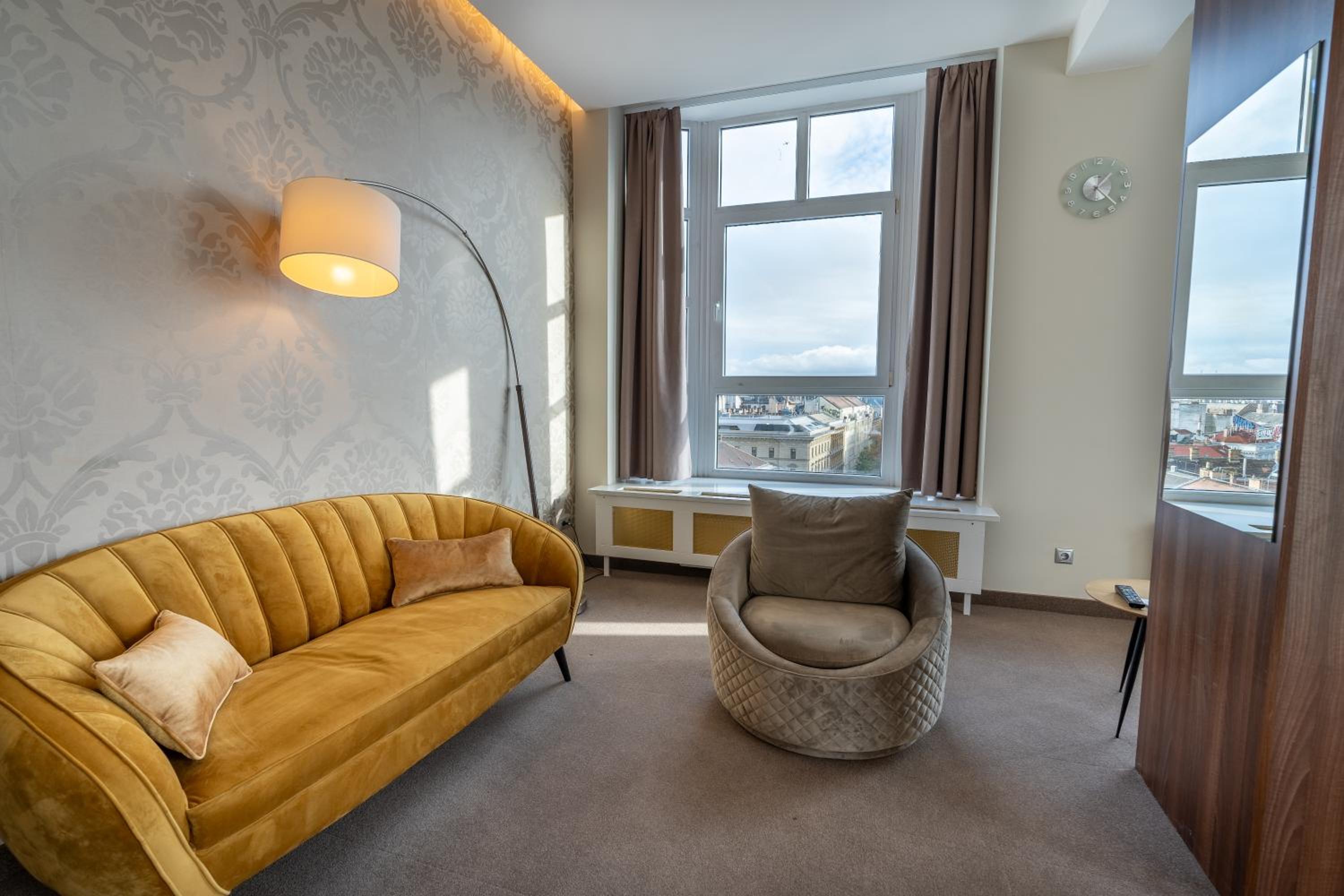 Panorama Suite with Terrace photo 3