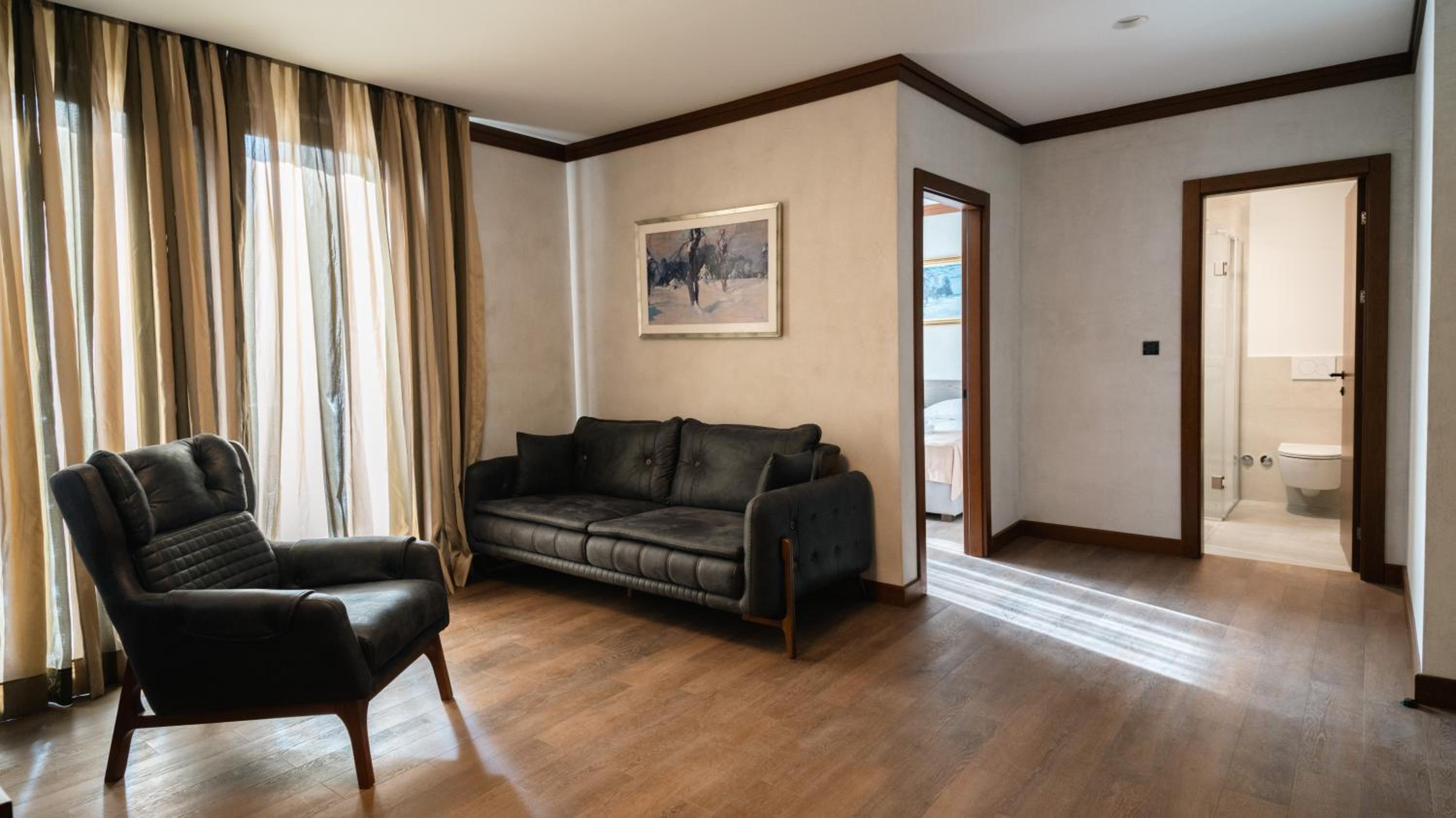 Superior King Suite