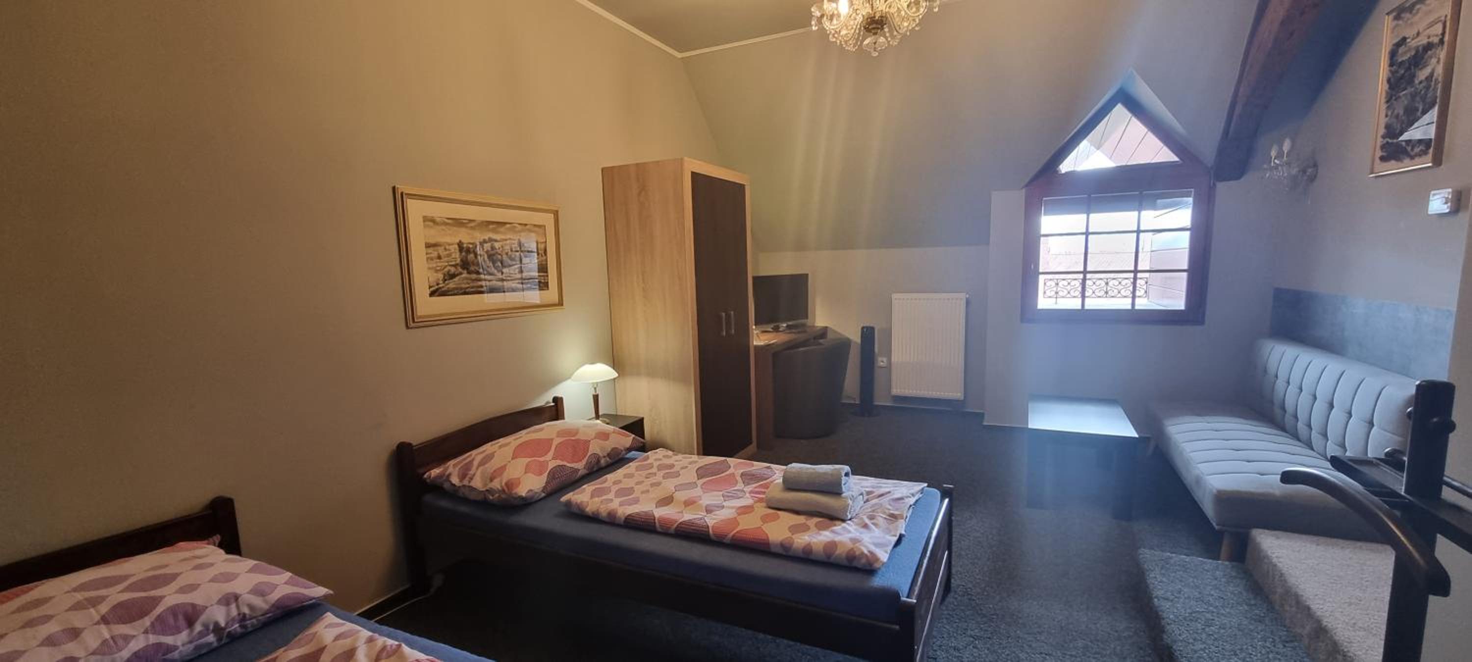 Double or Twin Room with Extra Bed photo 2