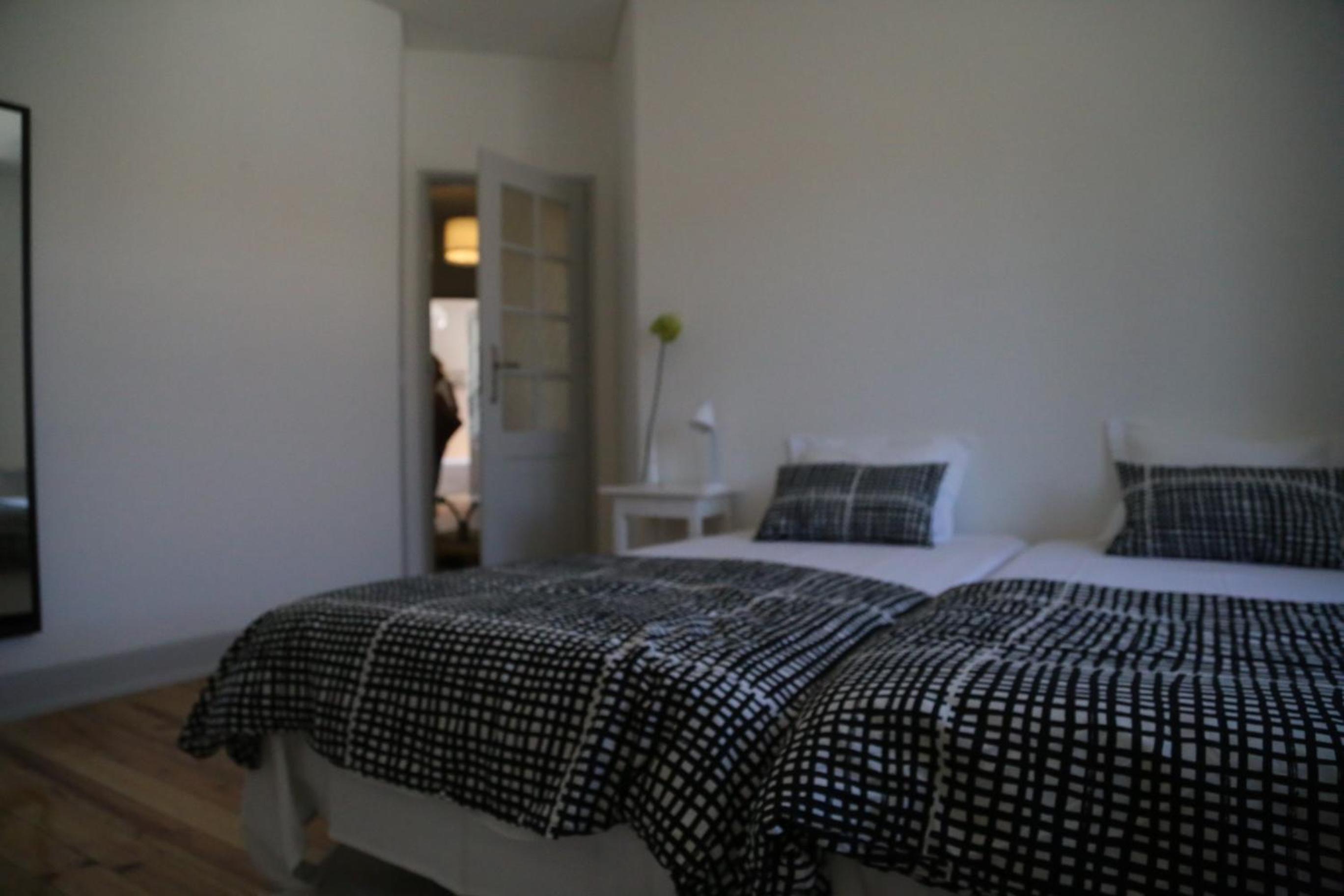 Quadruple Room with Private Bathroom - Photo 3