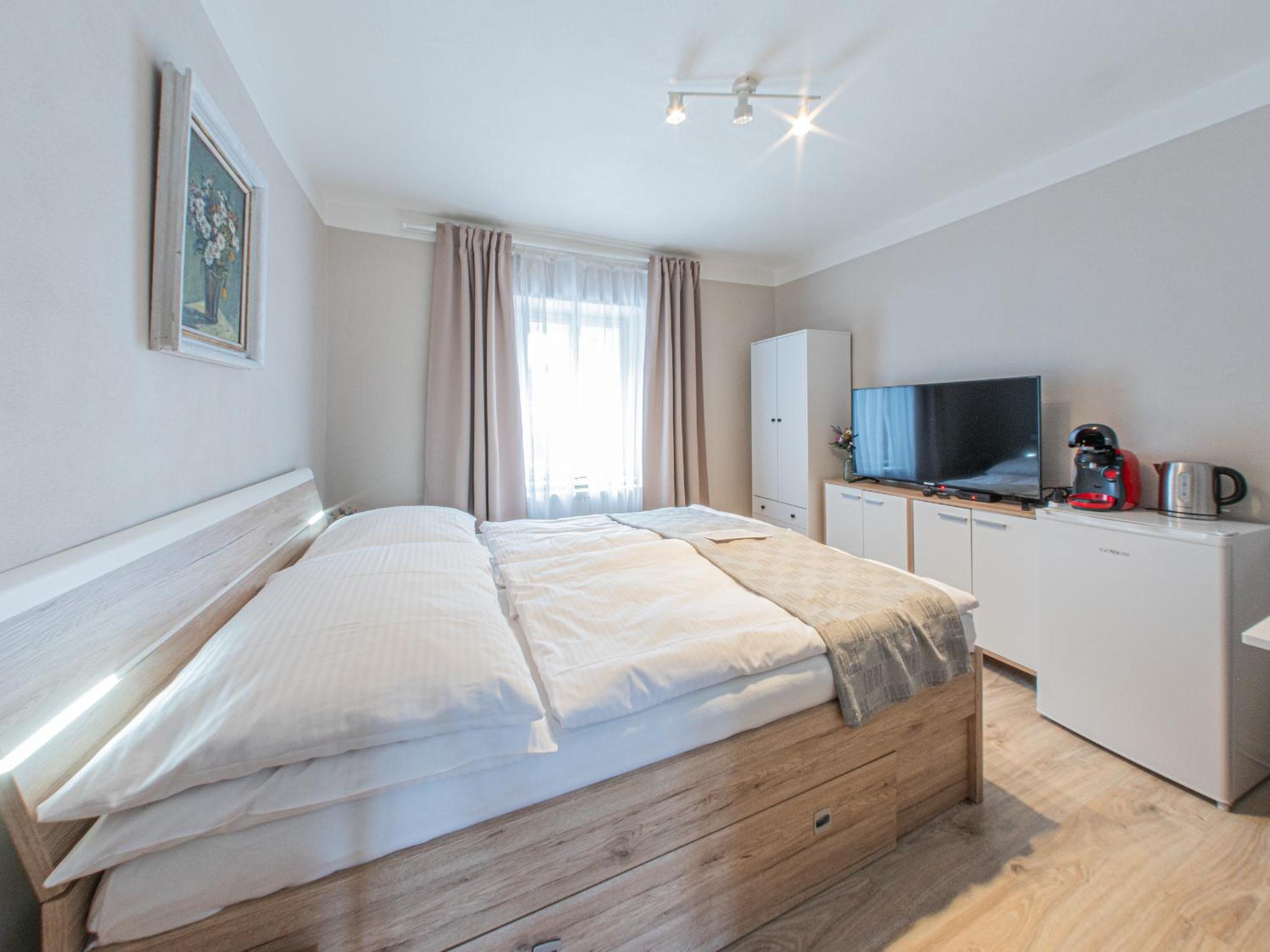 Double Room with Garden View - Photo 5