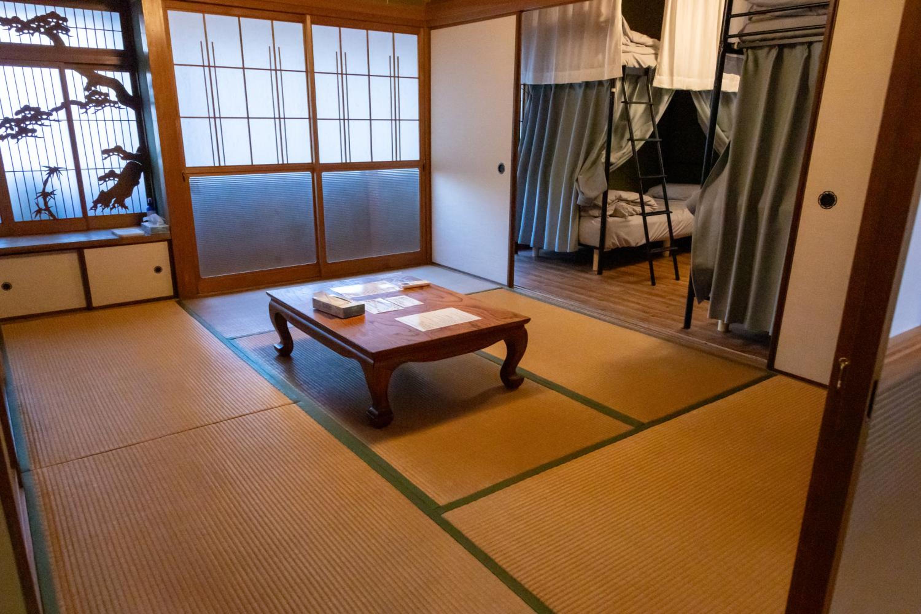 Bed in 4-Bed Mixed Dormitory Room photo 3