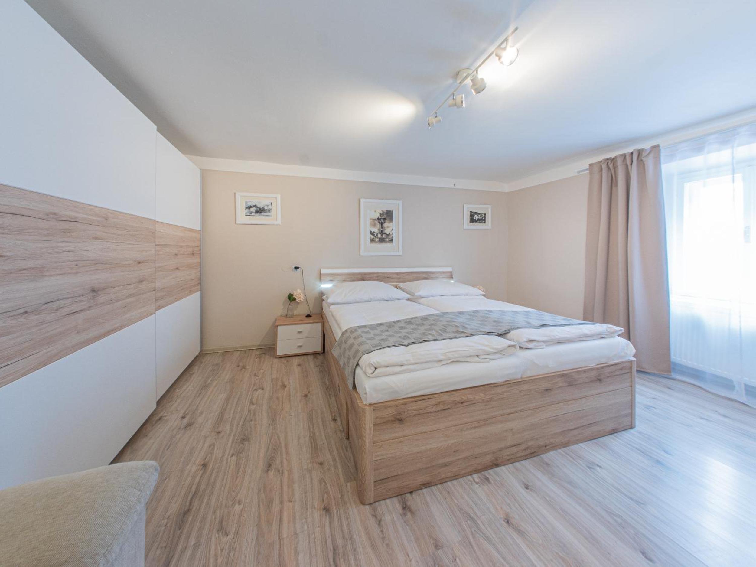 Double Room - Photo 9