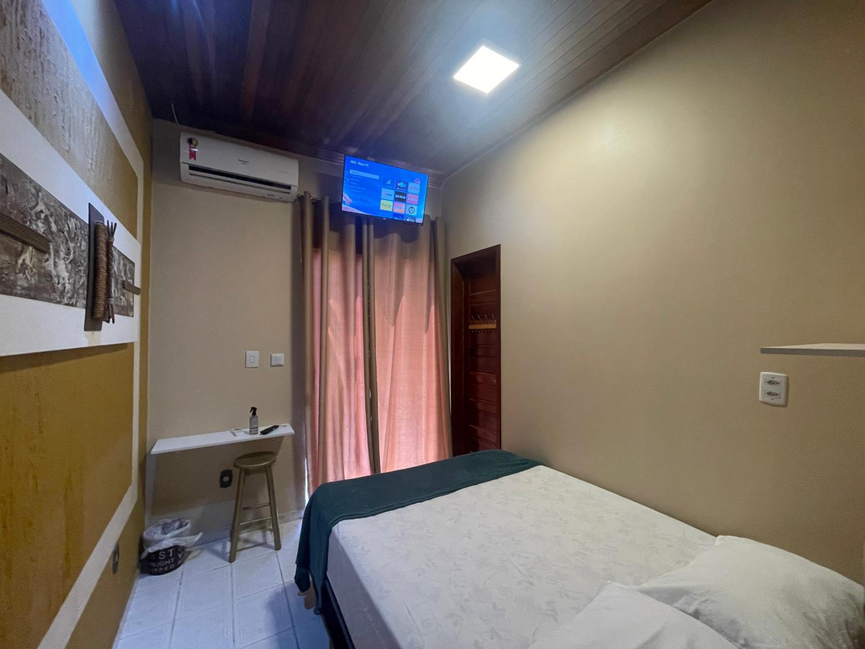Double Room with Private Bathroom photo 3