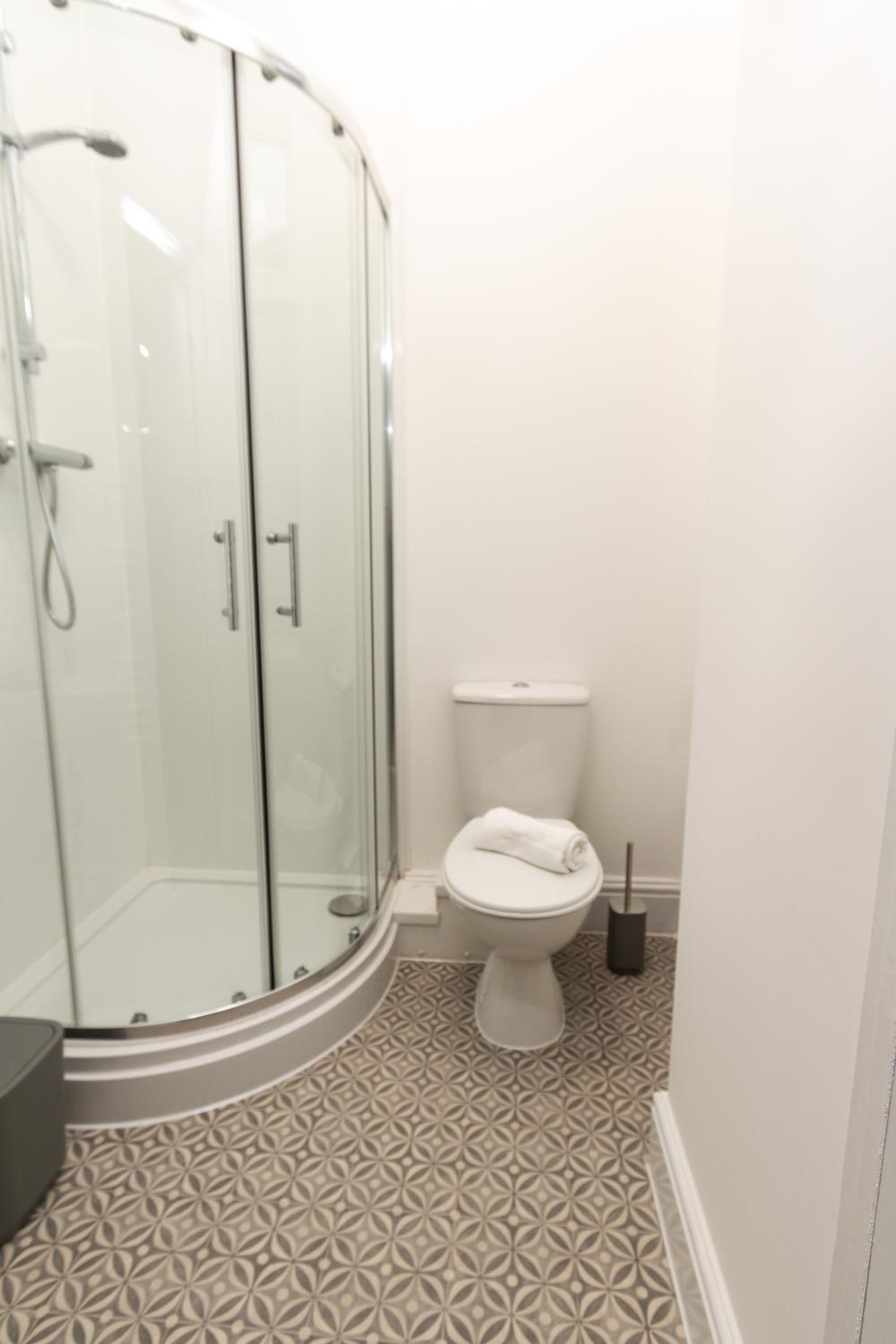 Double Room With Private Bathroom photo 3