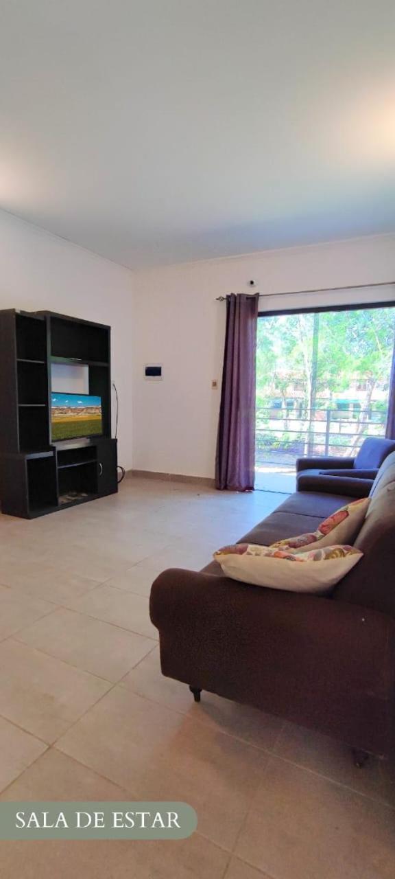 Four-Bedroom House photo 1