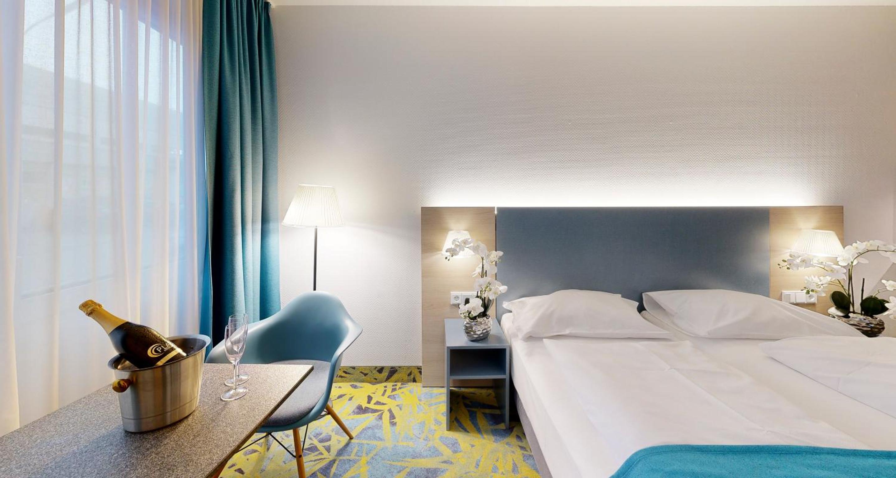 Standard Double Room - Photo 2