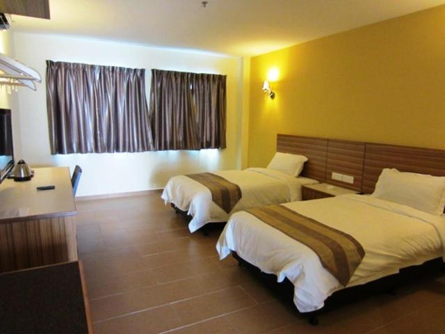 Standard Twin Room photo 2