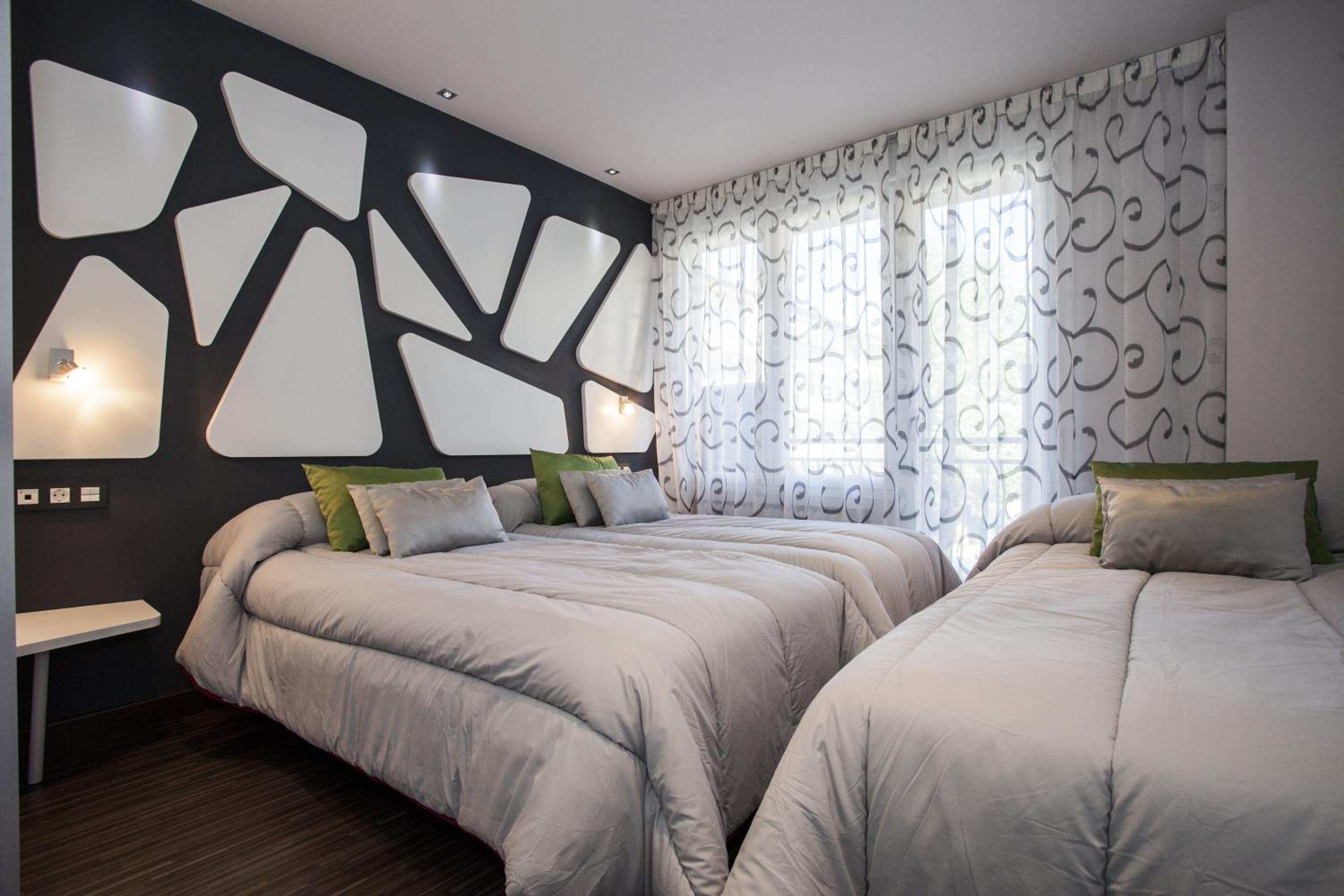 Habitación Doble o con Dos Camas con Cama Adicional