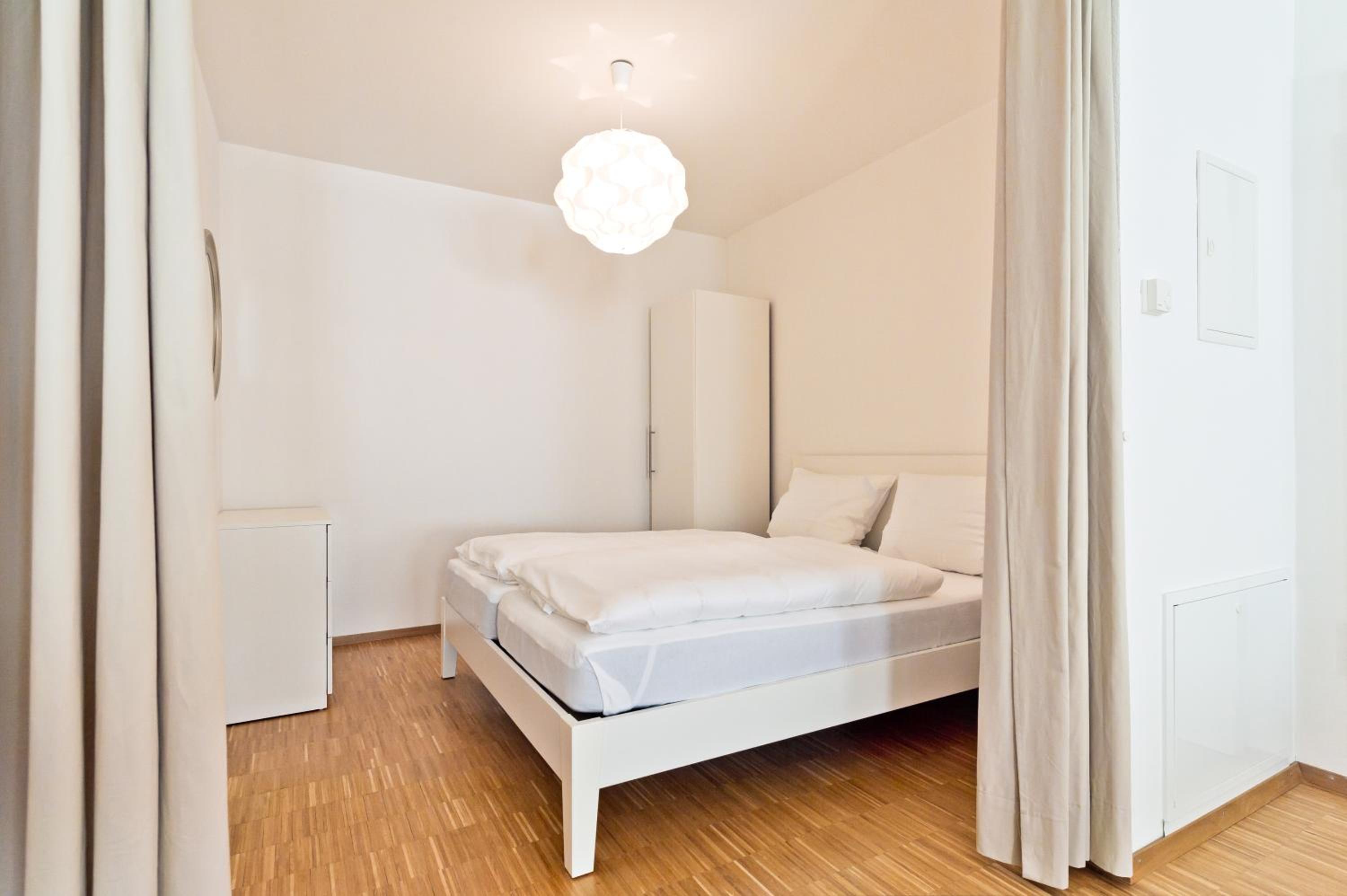Studio Apartment photo 3