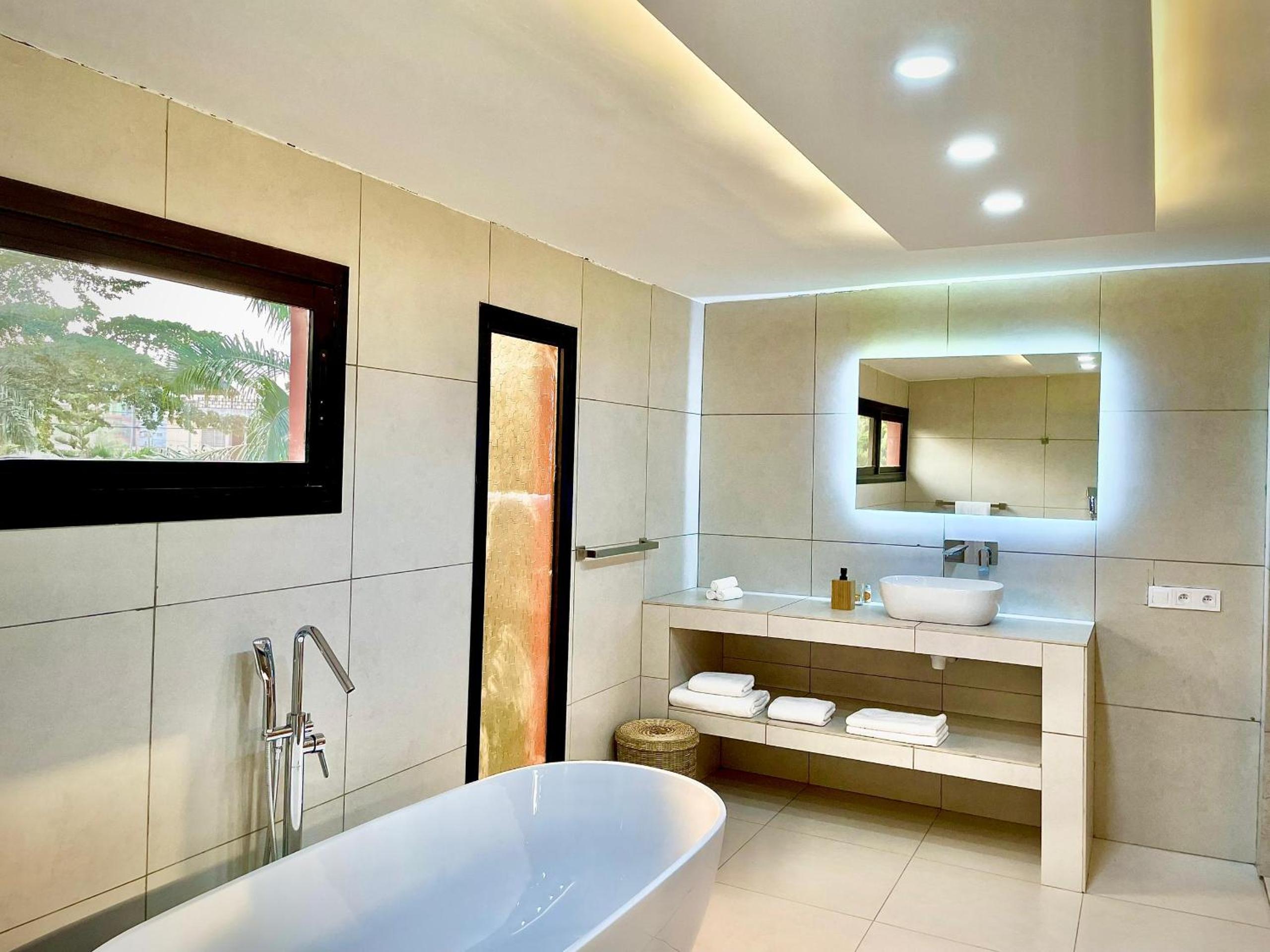 Suite with Garden View photo 2