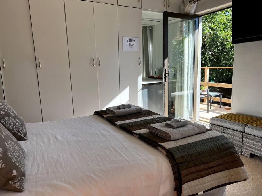 Standard Double Room - Photo 1