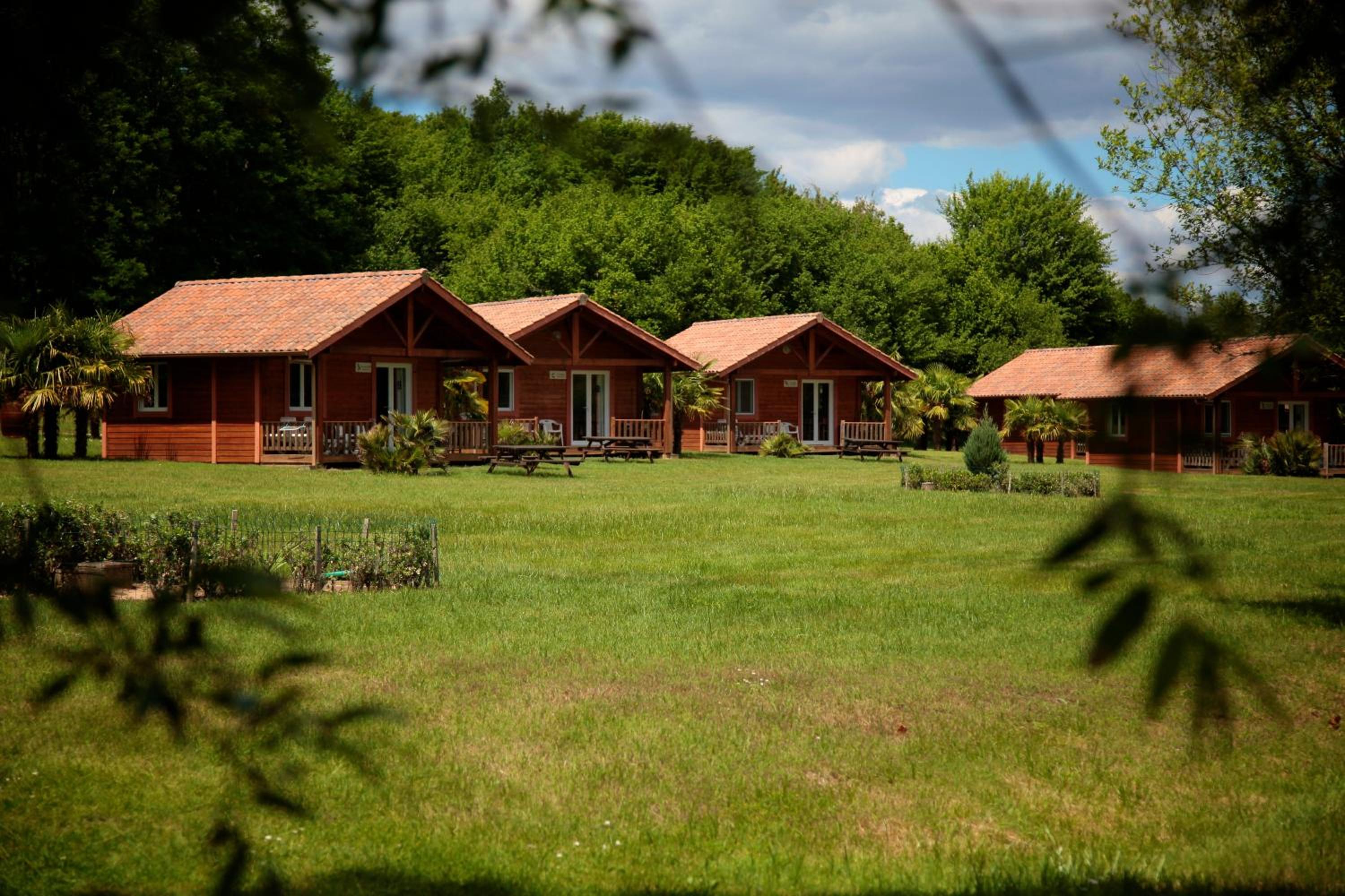 Comfort Two-Bedroom Chalet - Photo 4