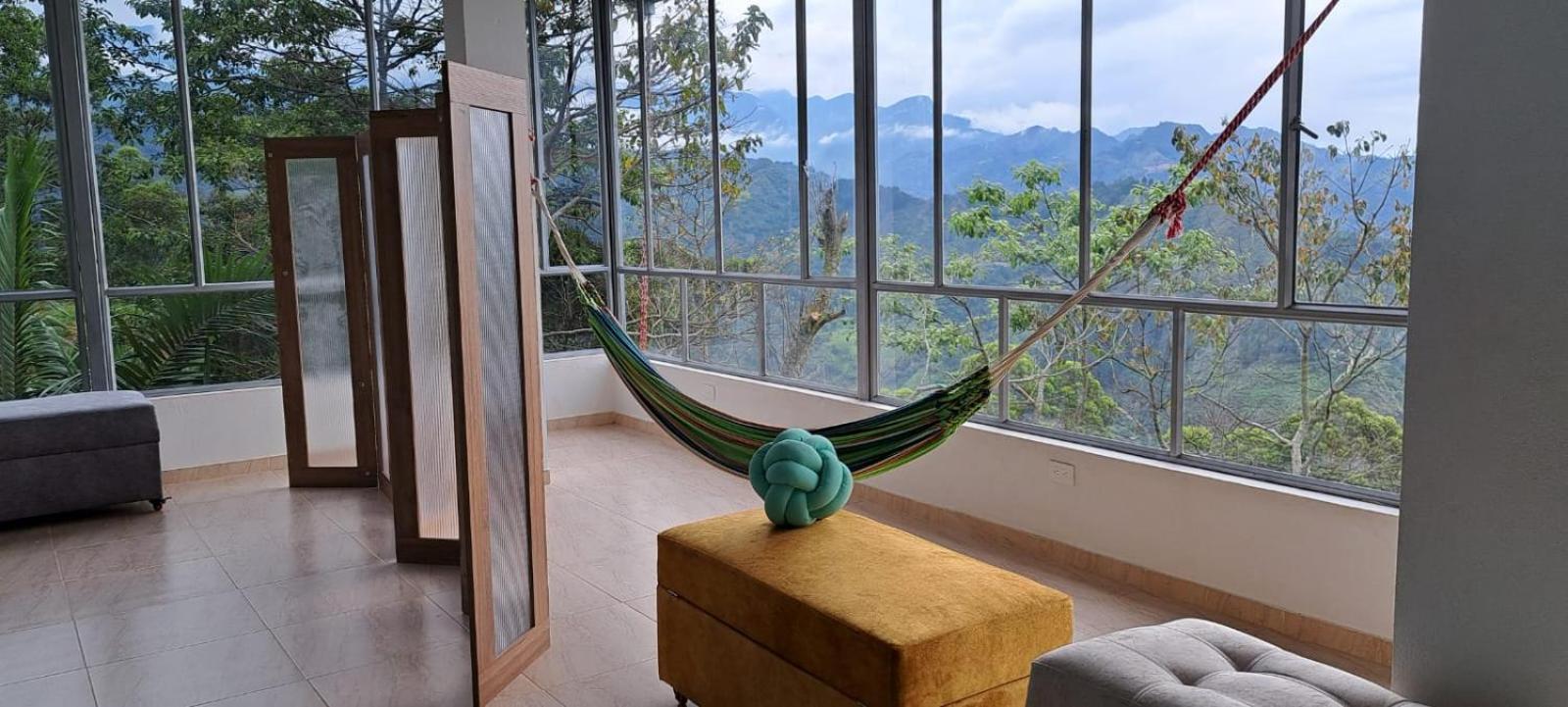 Apartment photo 2