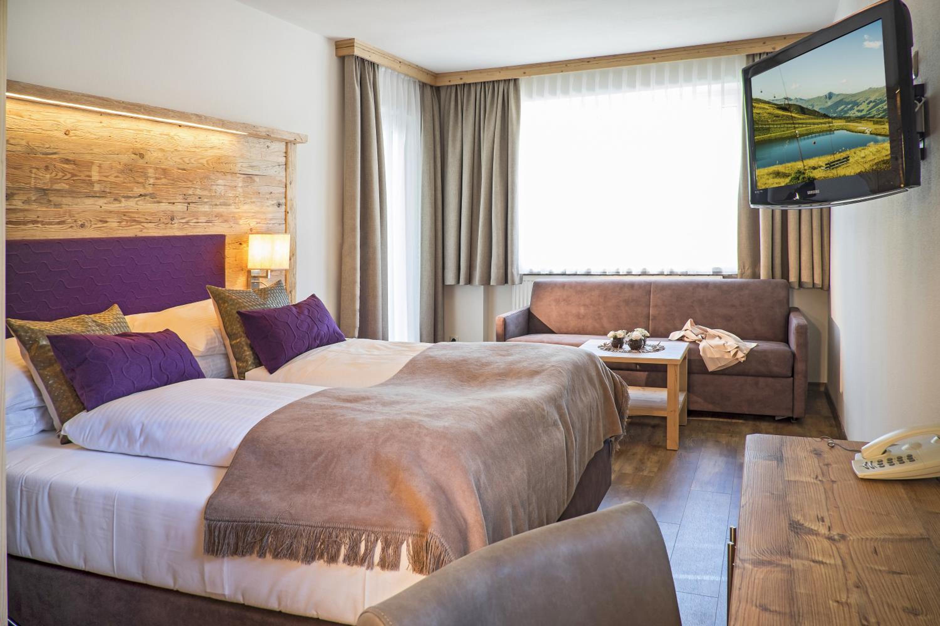 Comfort Triple Room with Balcony photo 1