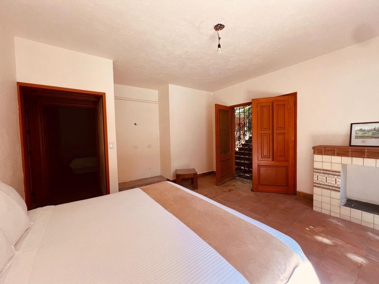Two-Bedroom Suite - Photo 30