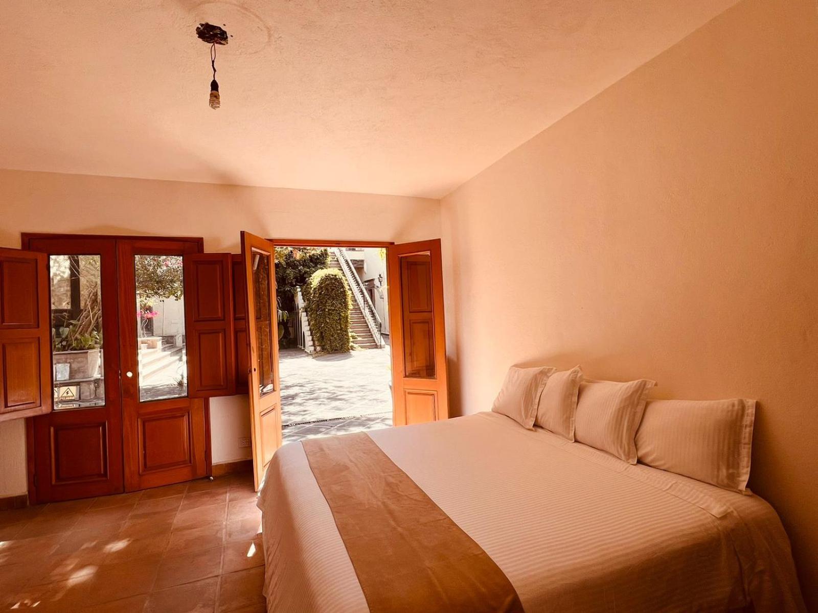 Two-Bedroom Suite - Photo 12