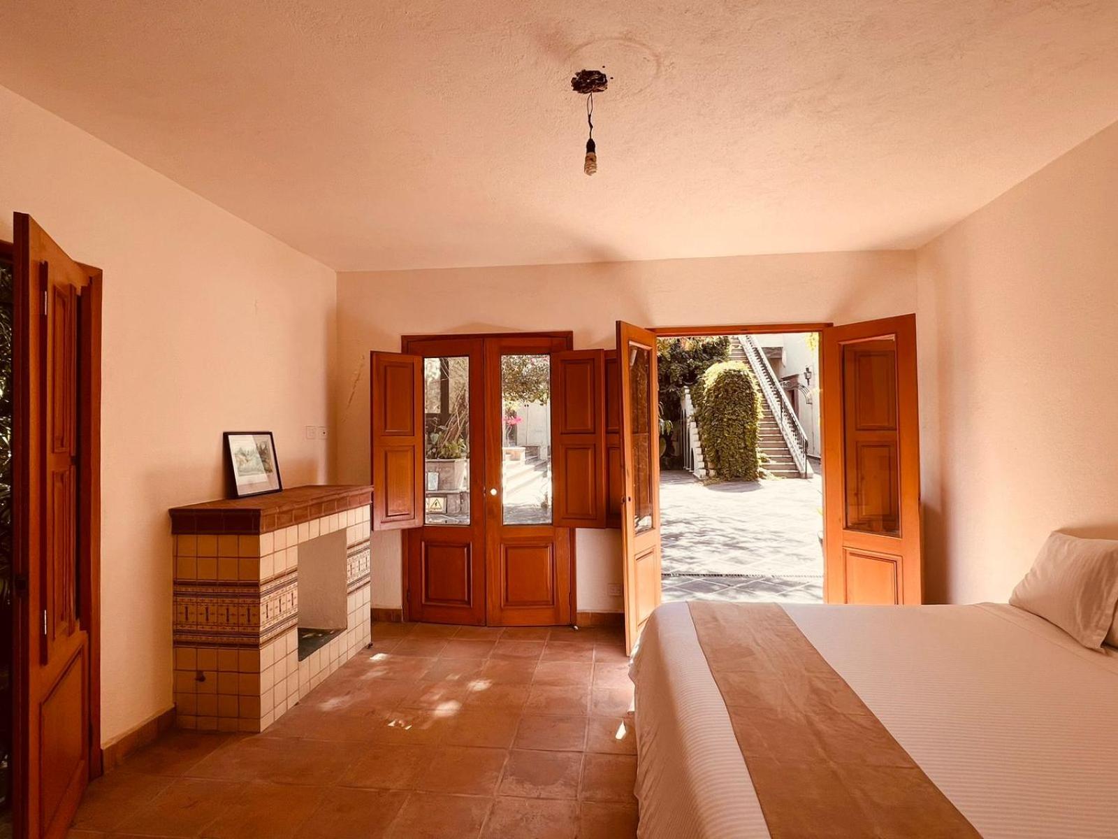 Two-Bedroom Suite - Photo 11