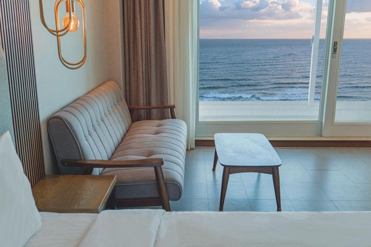 [Wine 2 Glasses + Free Caprese + Bbq For 2 Persons]Deluxe Double Room With Sea View photo 2