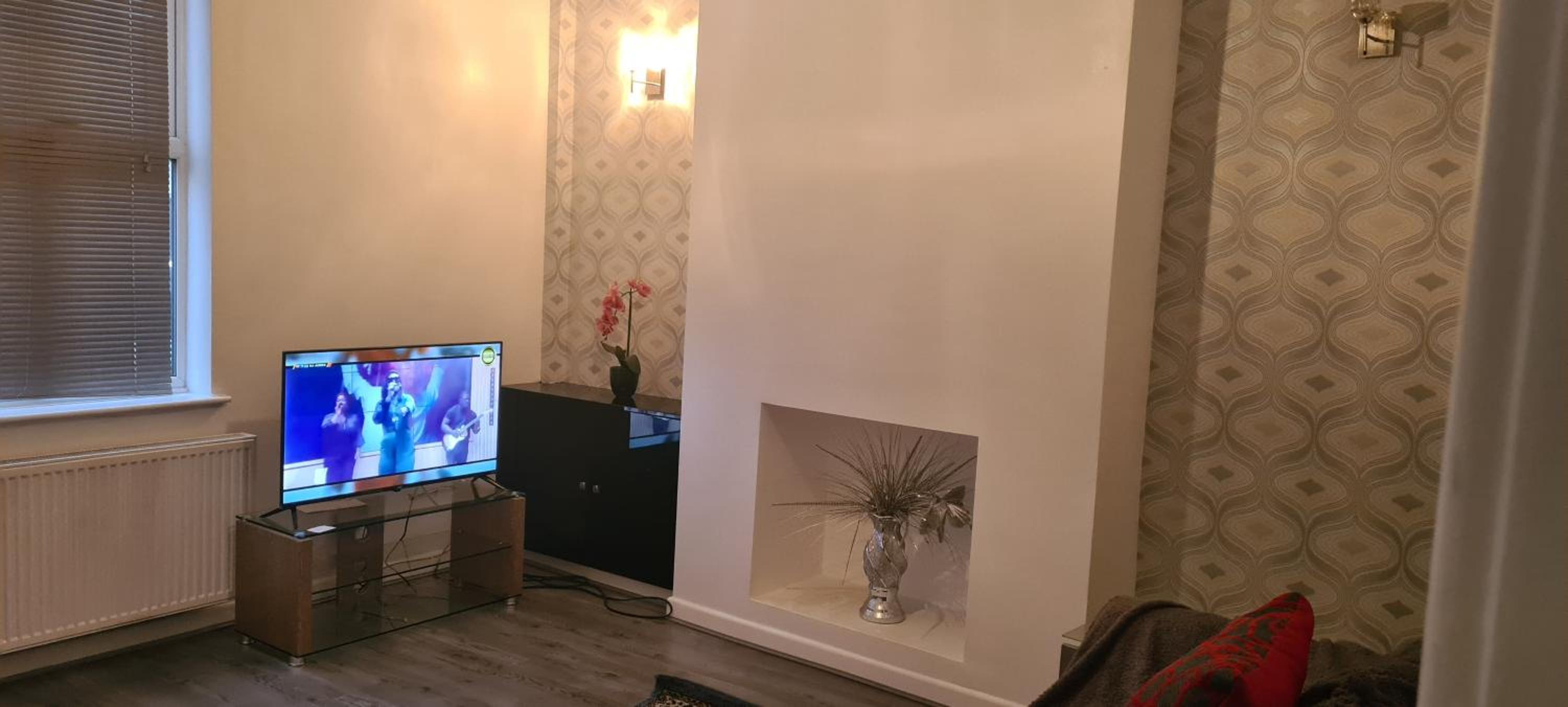 Two-Bedroom Apartment photo 2