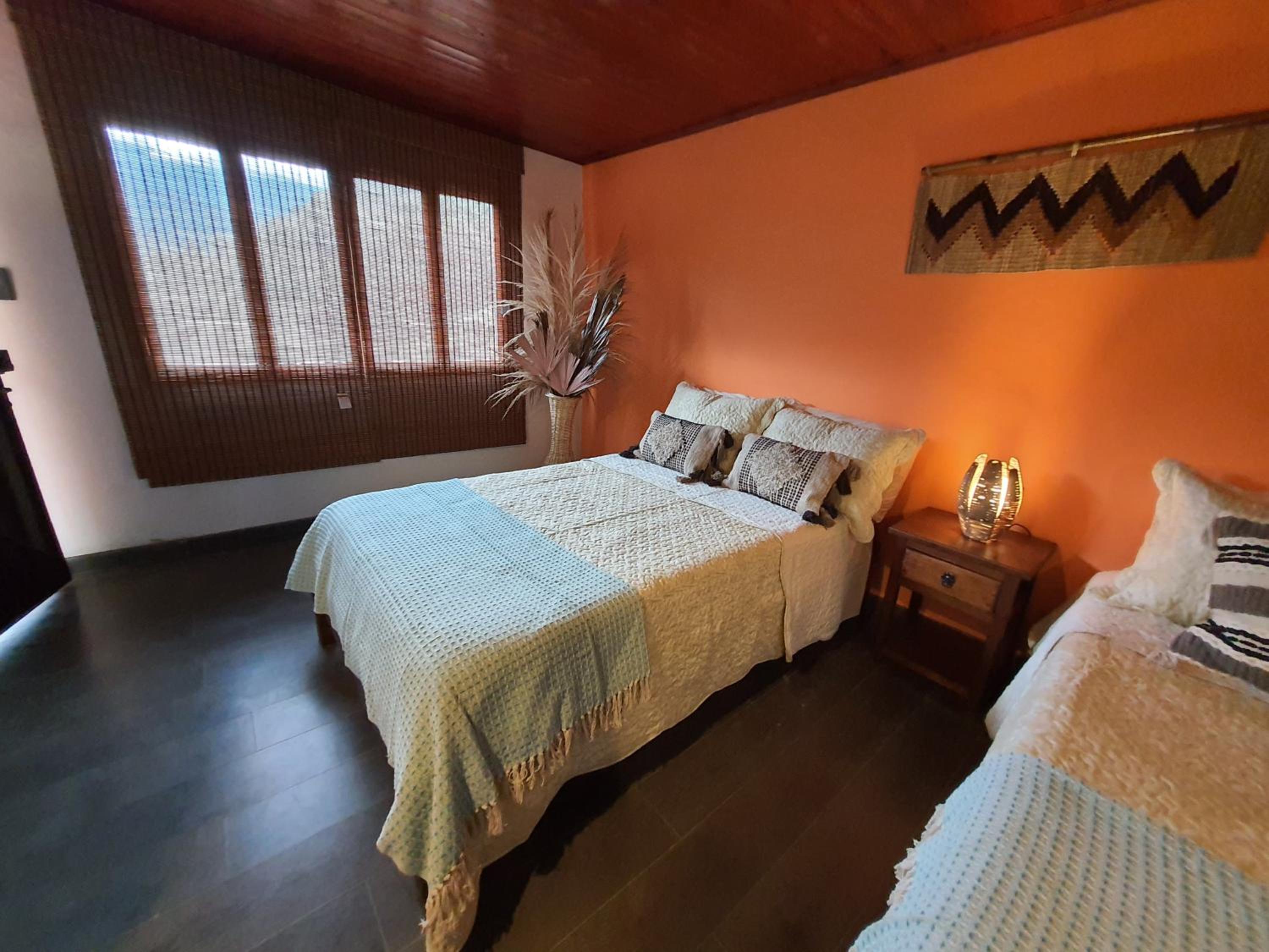 Twin Room with Private Bathroom photo 2