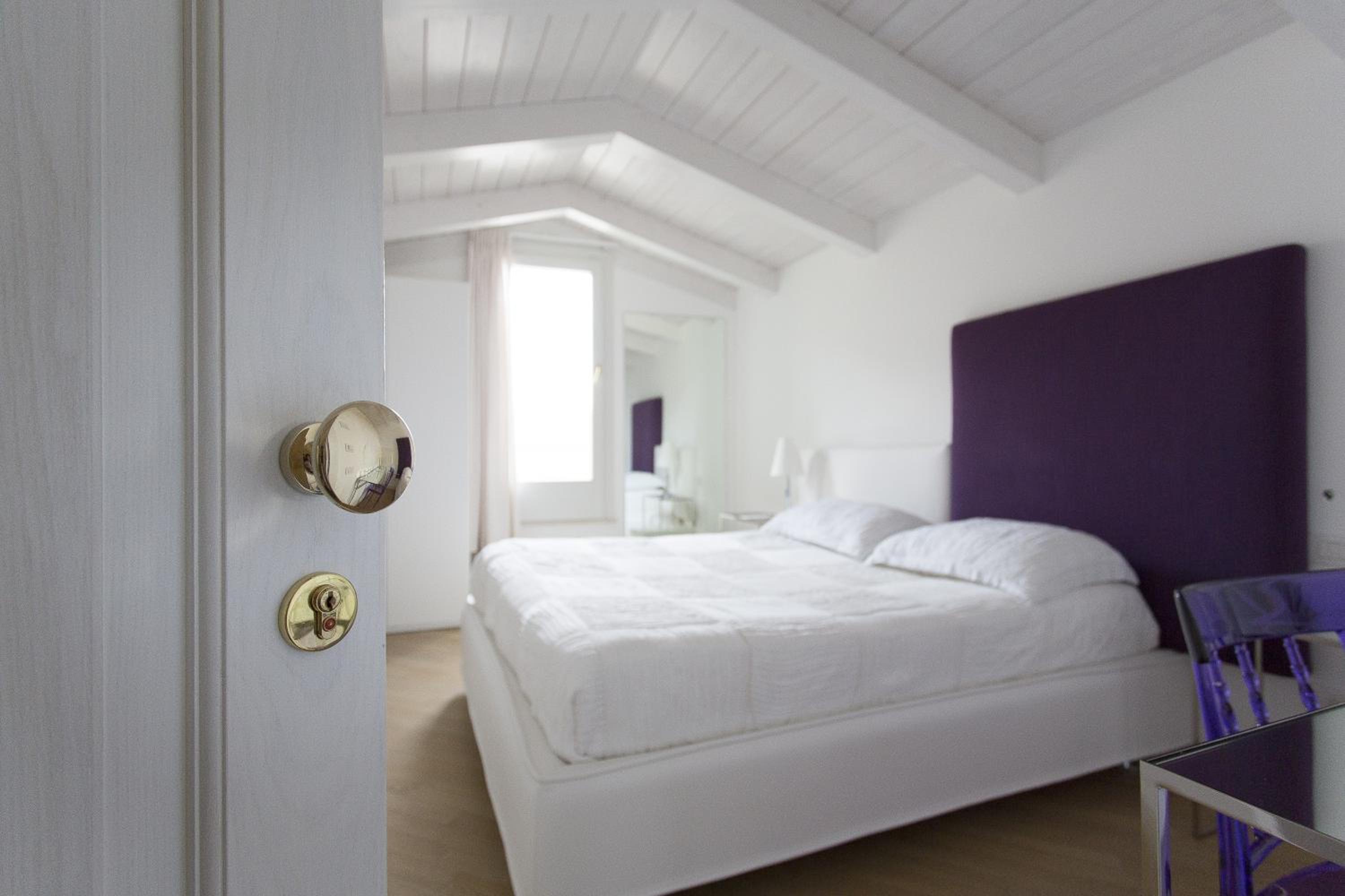 Deluxe Double or Twin Room - Photo 1