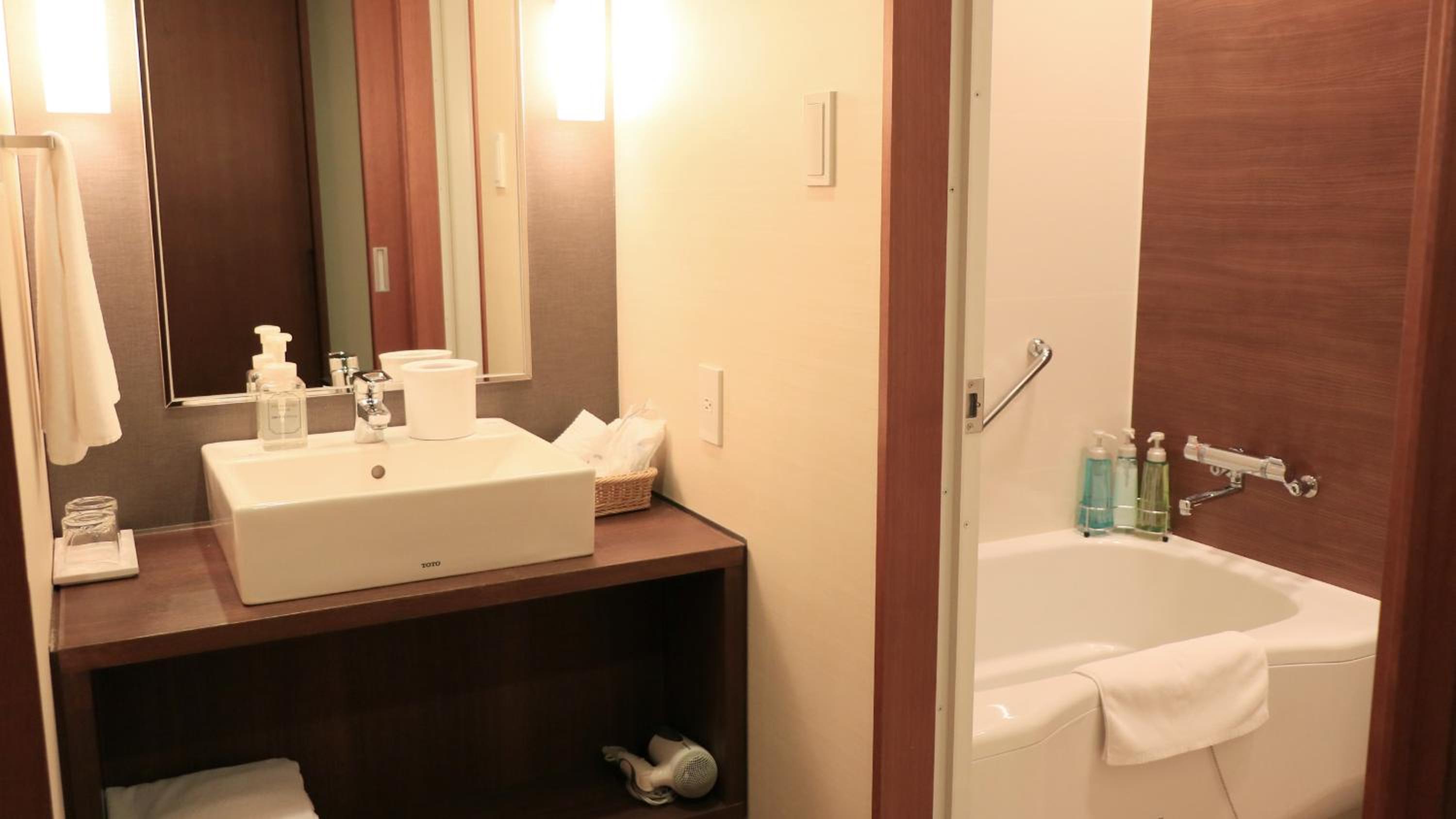 Deluxe Japanese-Style Room - Non-Smoking photo 2