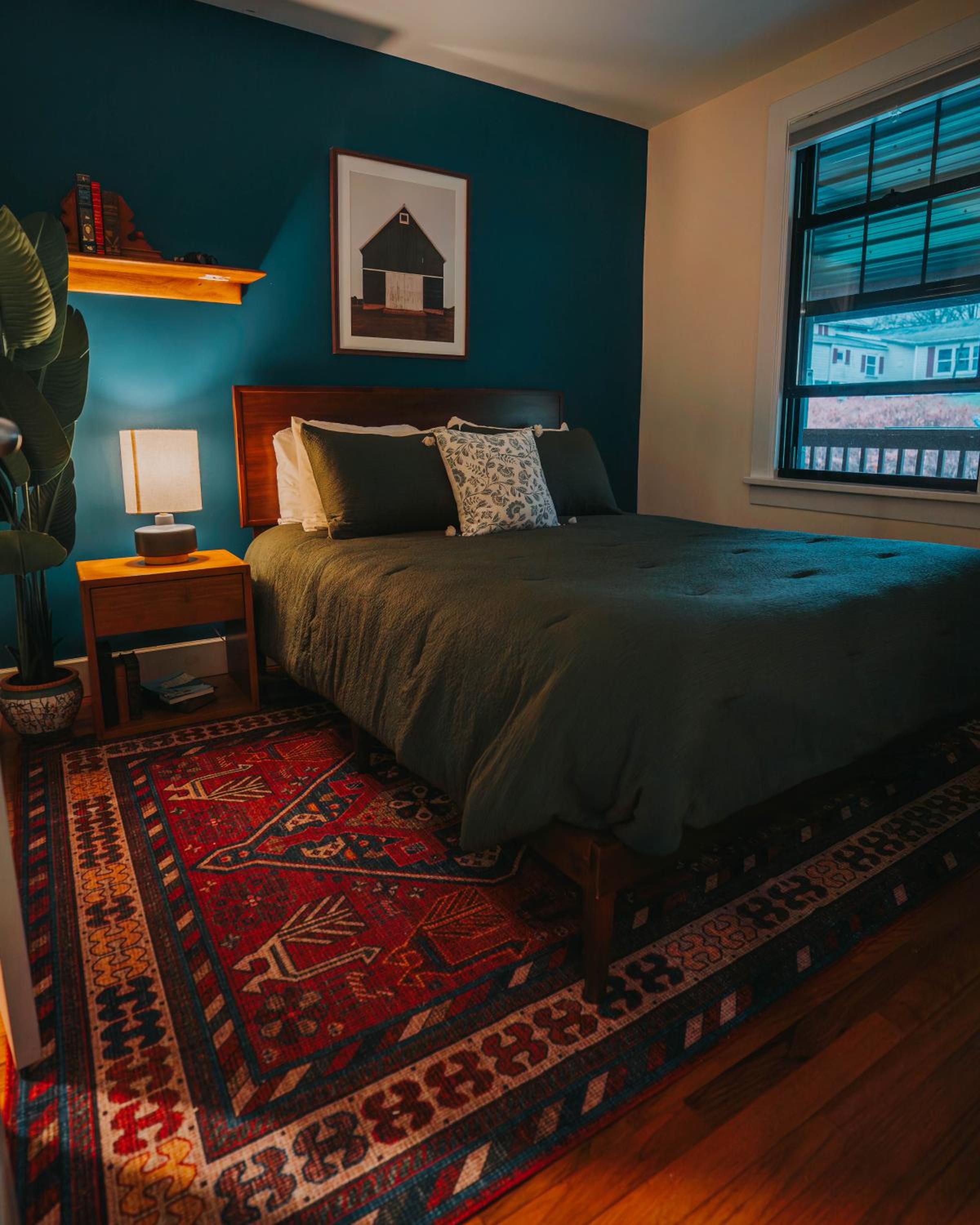 One-Bedroom Apartment - Photo 7