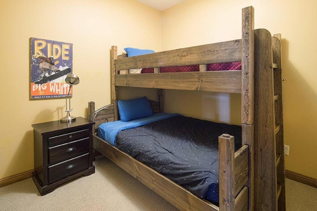 Two-Bedroom Chalet photo 2