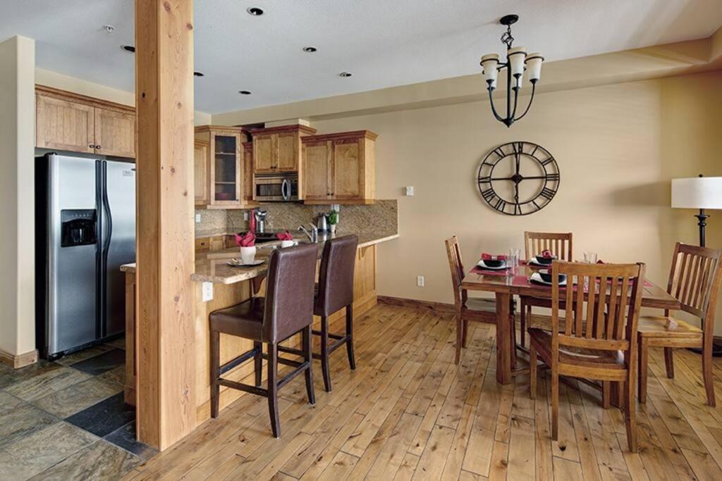 Two-Bedroom Chalet photo 2