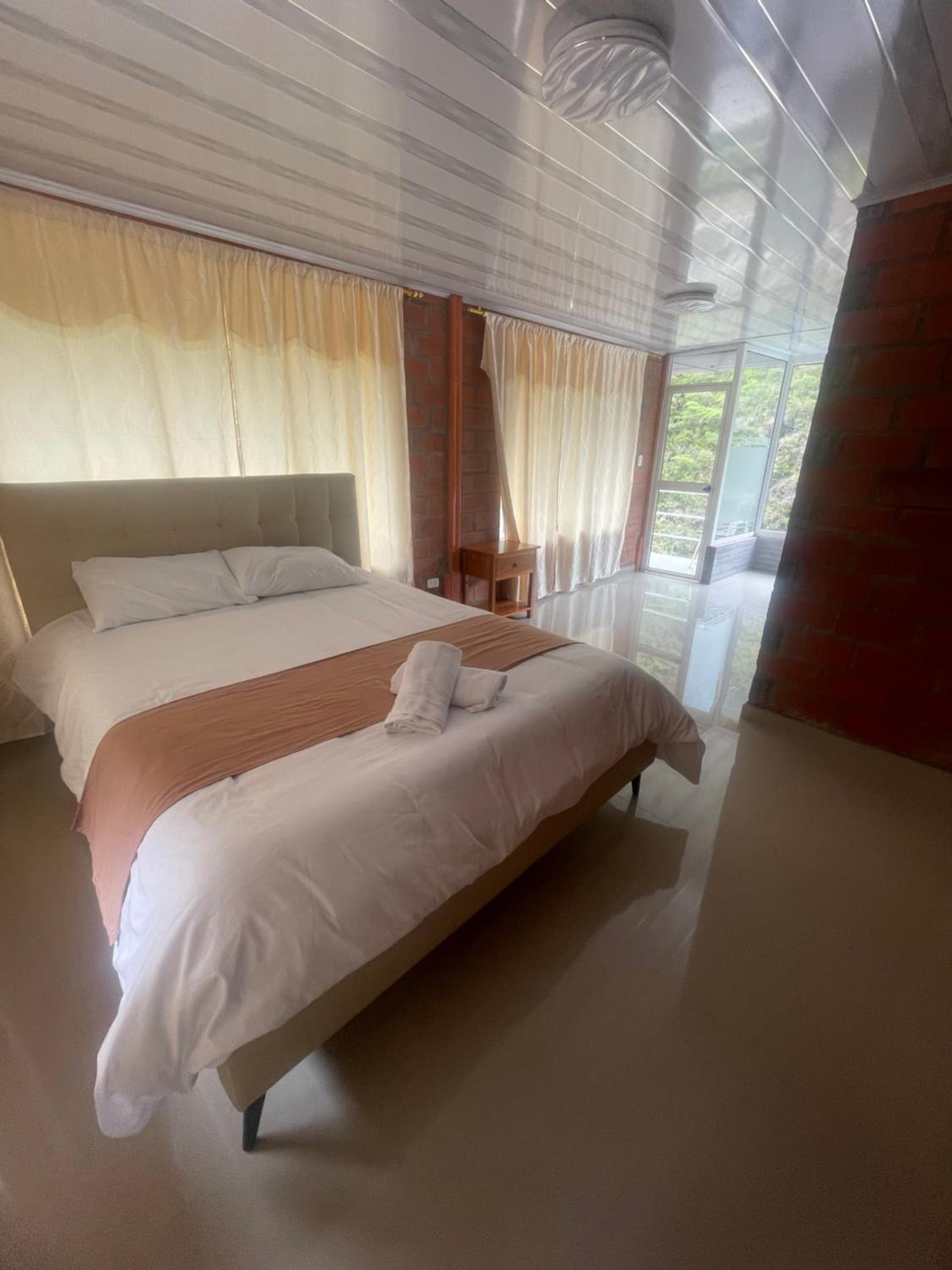 Deluxe Suite With Spa Bath