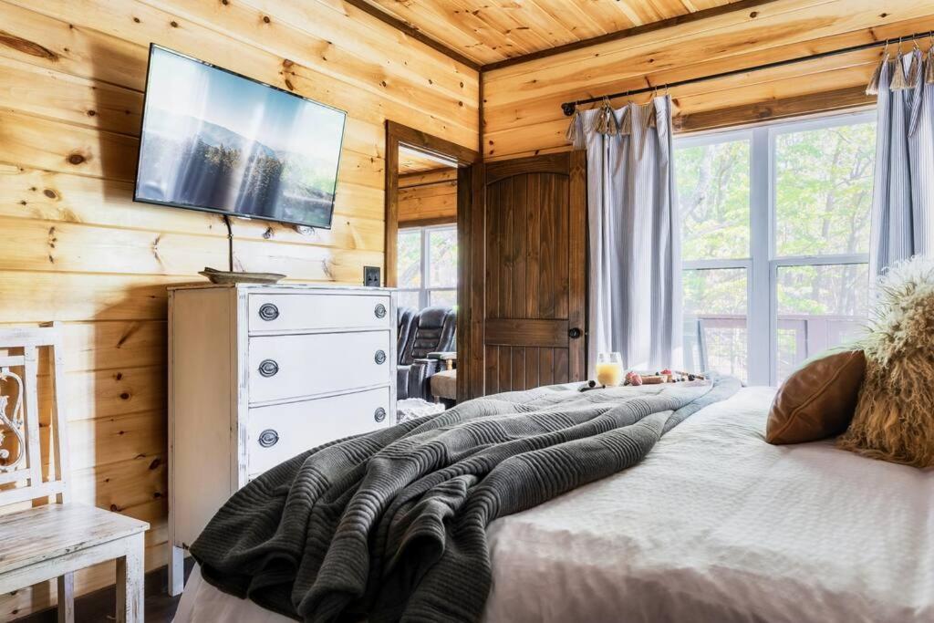 Four-Bedroom House photo 2