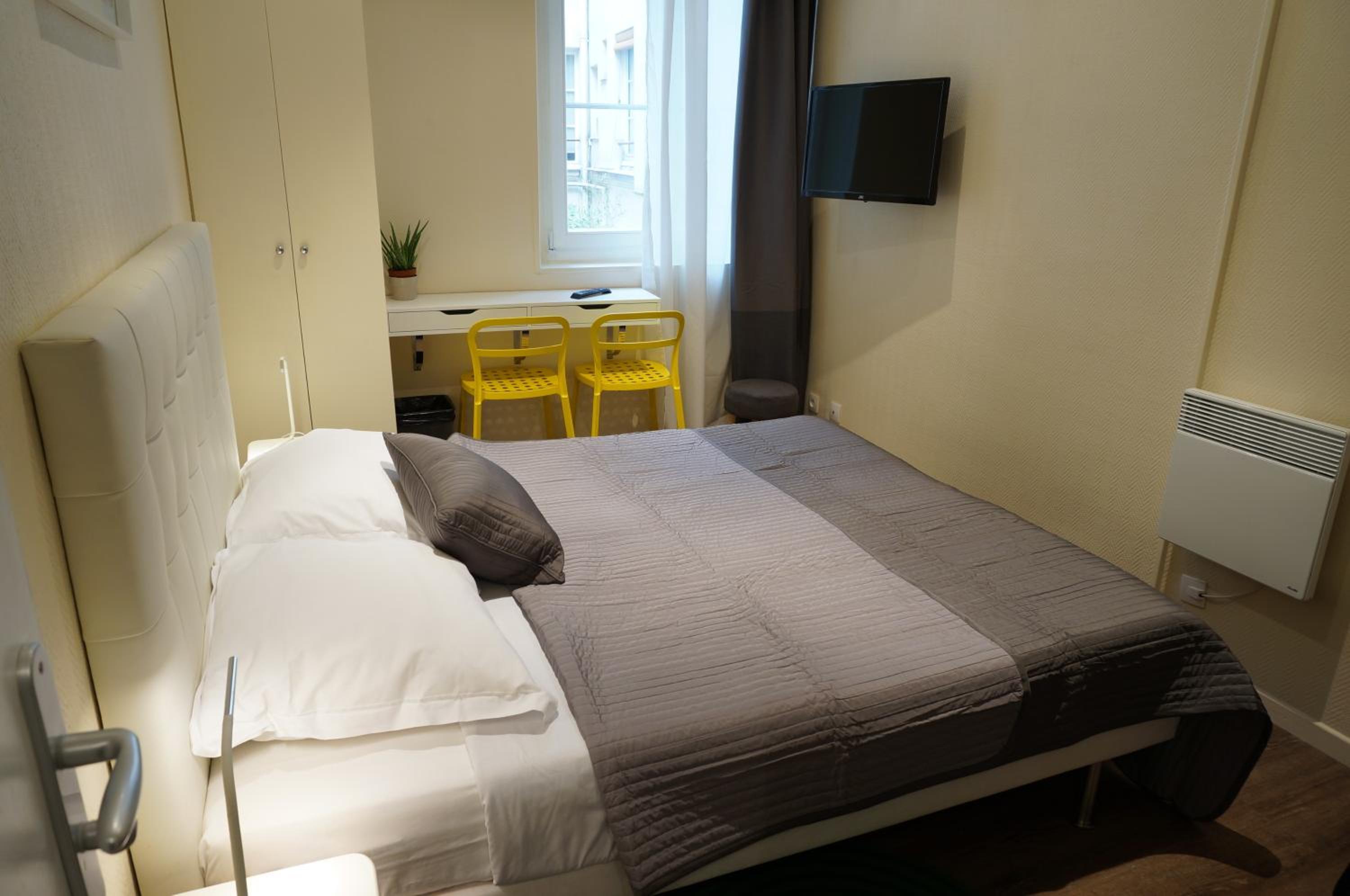 Double Room photo 2