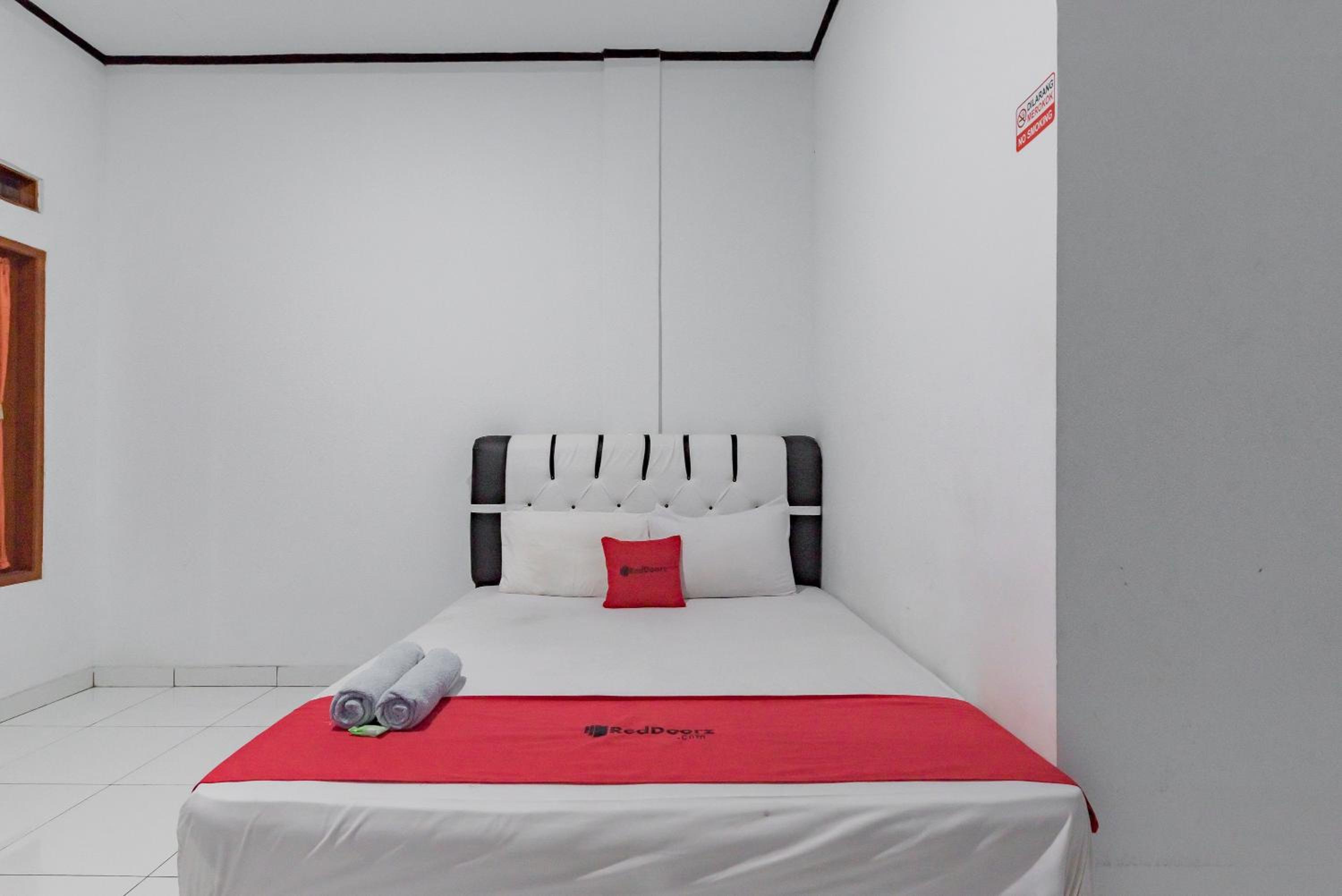 Double Room - Photo 4