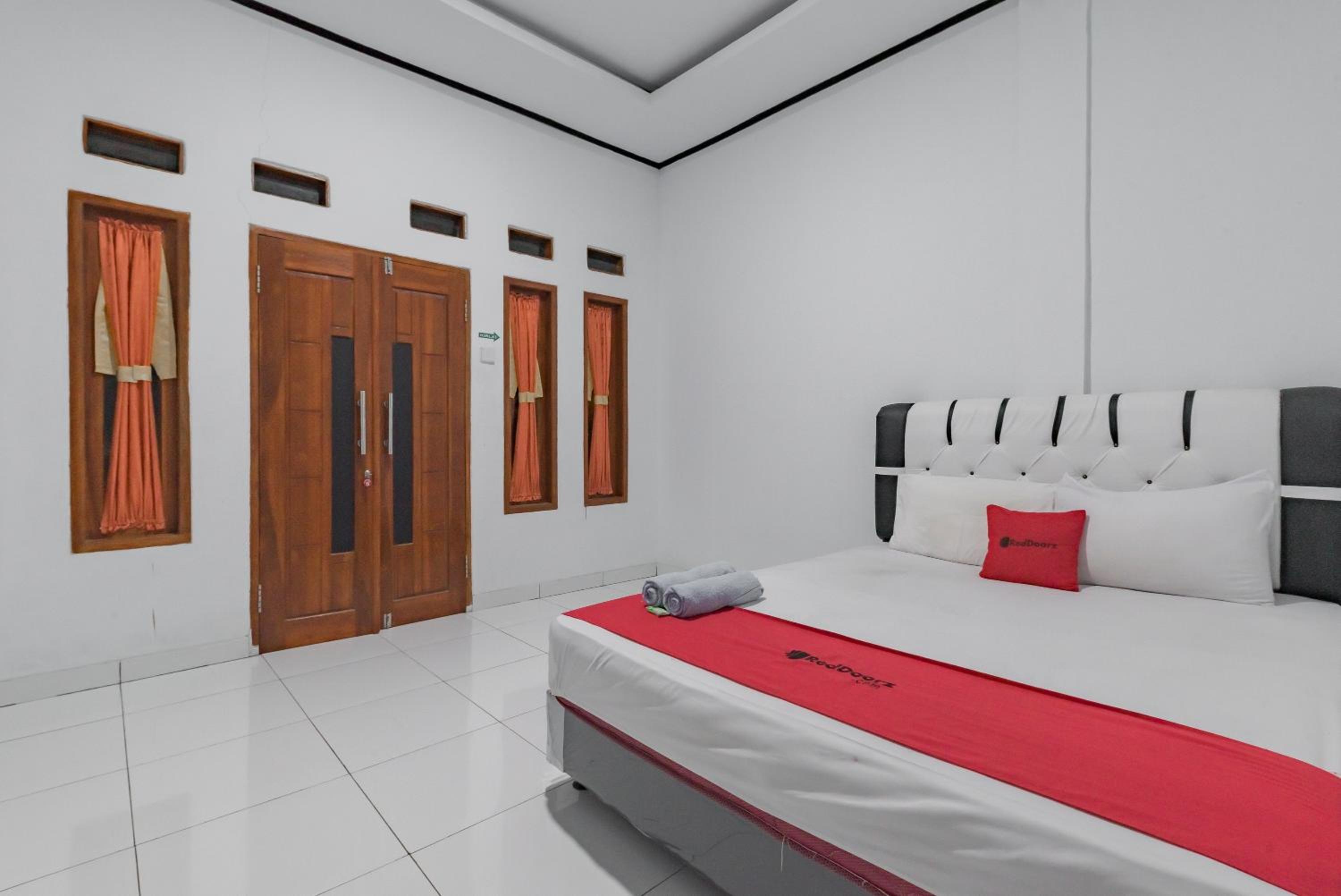 Double Room - Photo 1