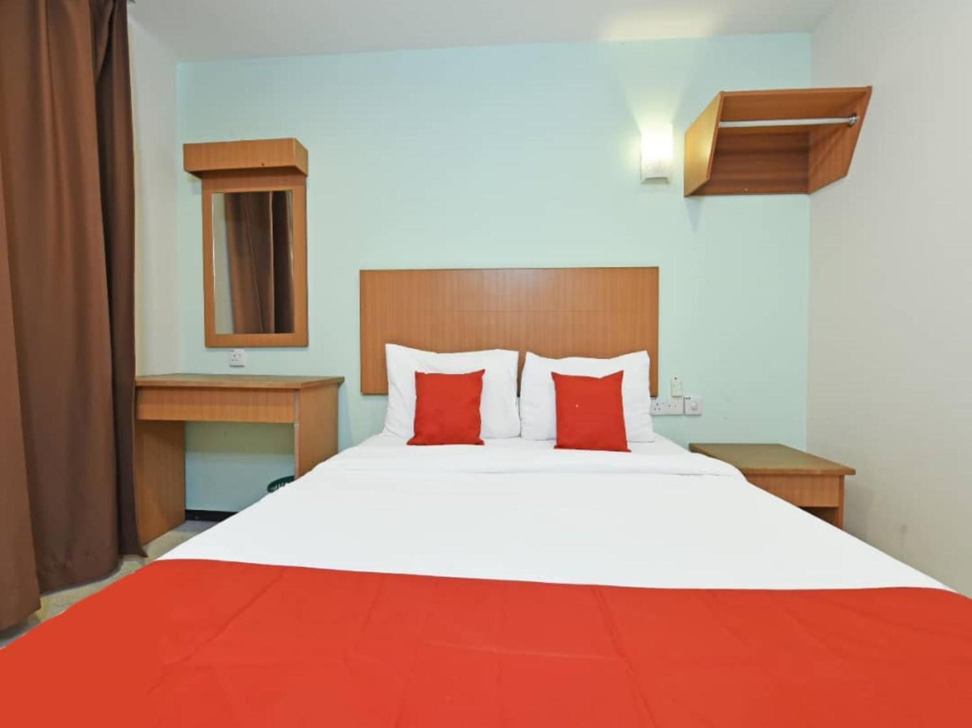 Double Room with Shared Toilet