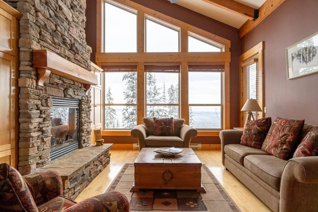 Three-Bedroom Chalet photo 1