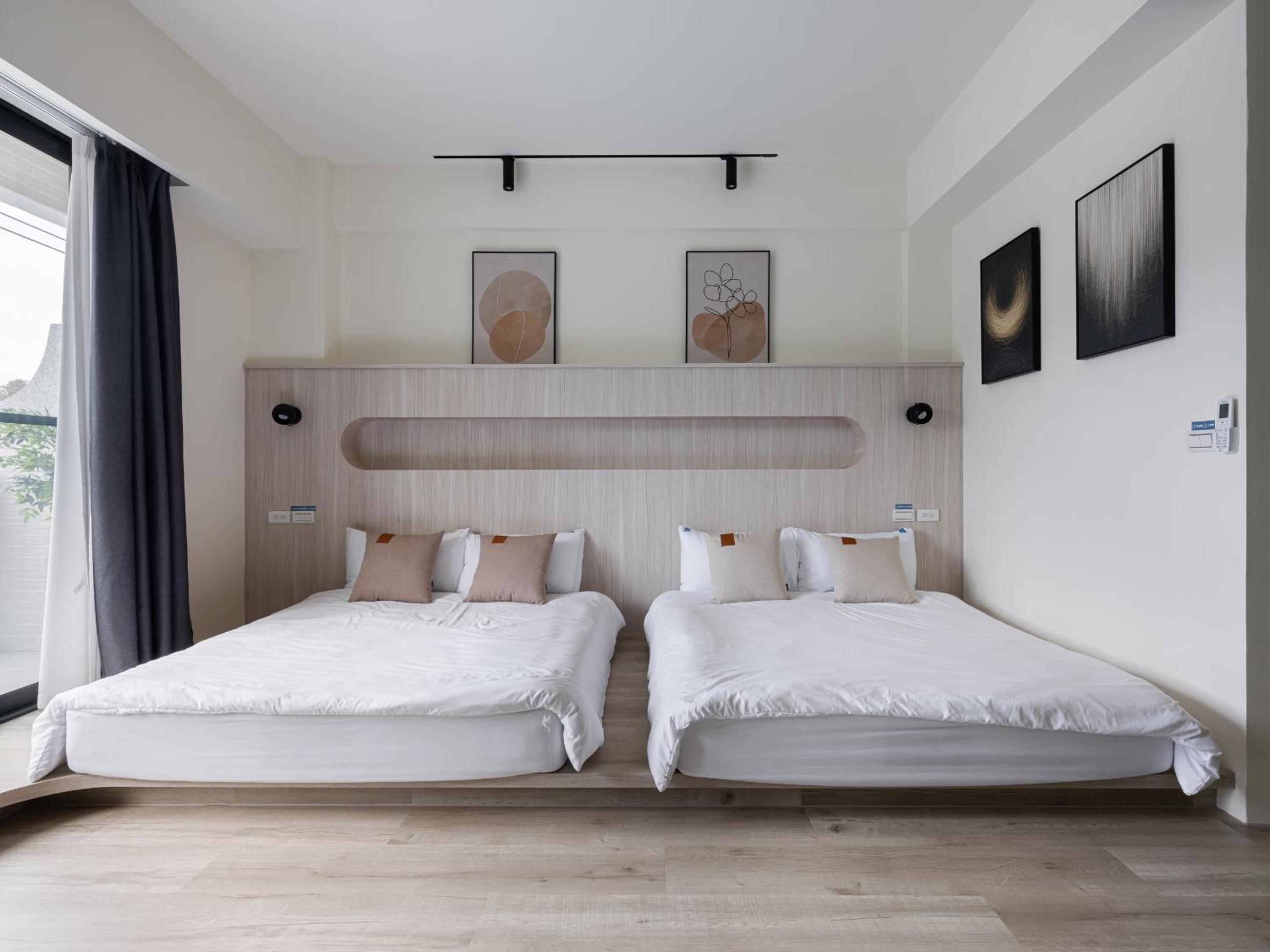 Deluxe Quadruple Room photo 3