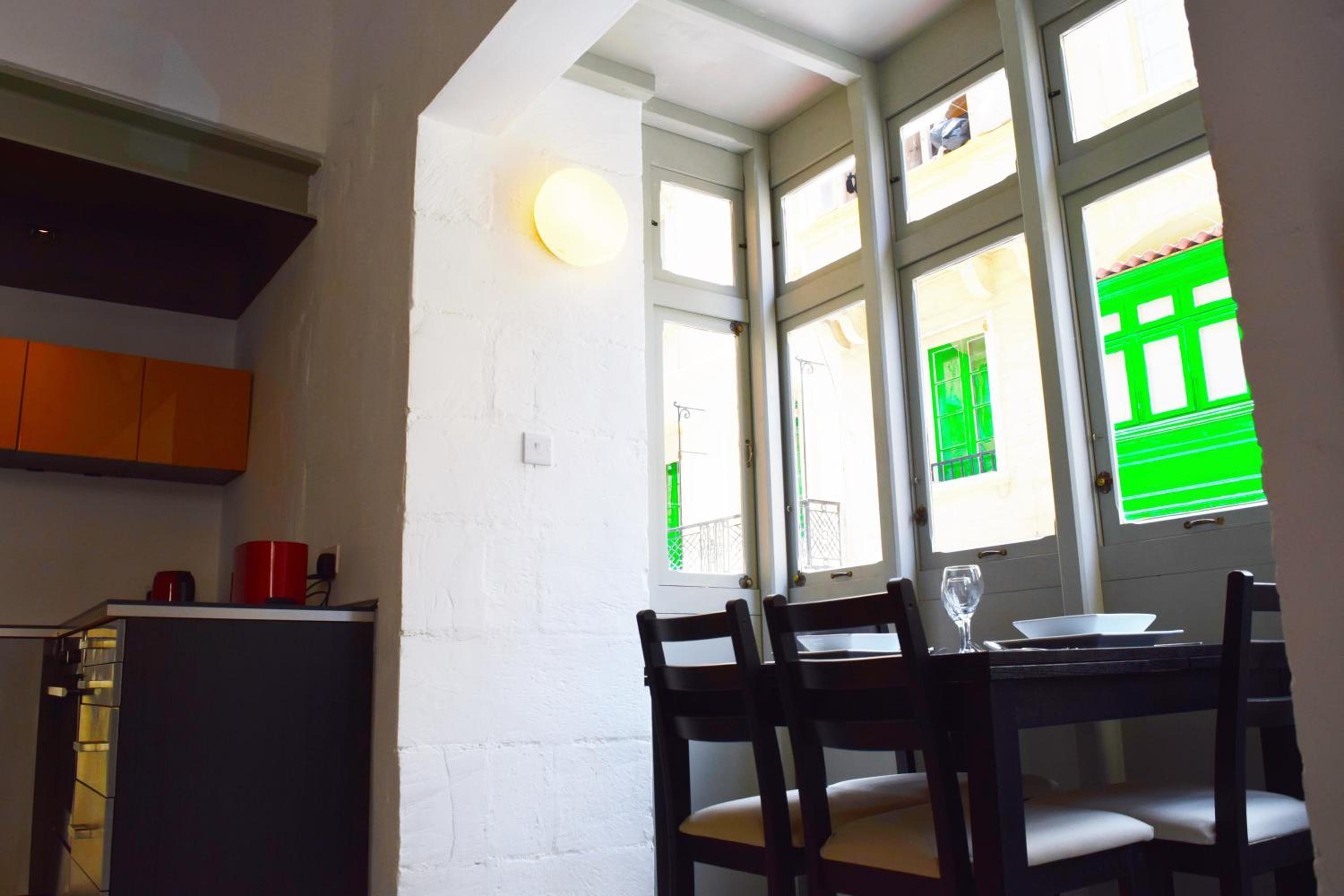 Two-Bedroom Townhouse - Photo 18